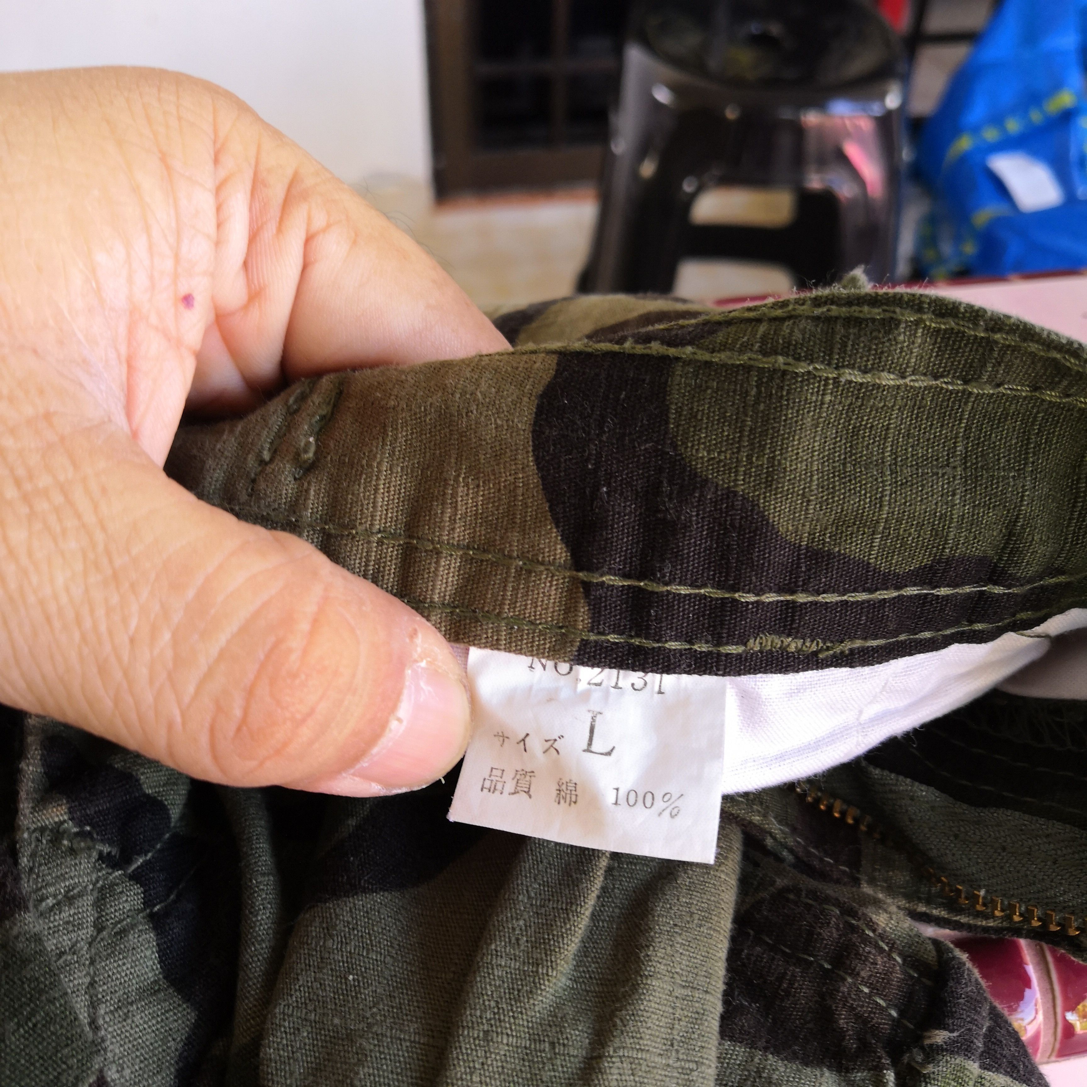 Japanese Brand × Vintage Baggy Japanese Cargo Pants Multi Pocket Camouflage Trousers Size 28" / US 6 / IT 42 - 11 Thumbnail