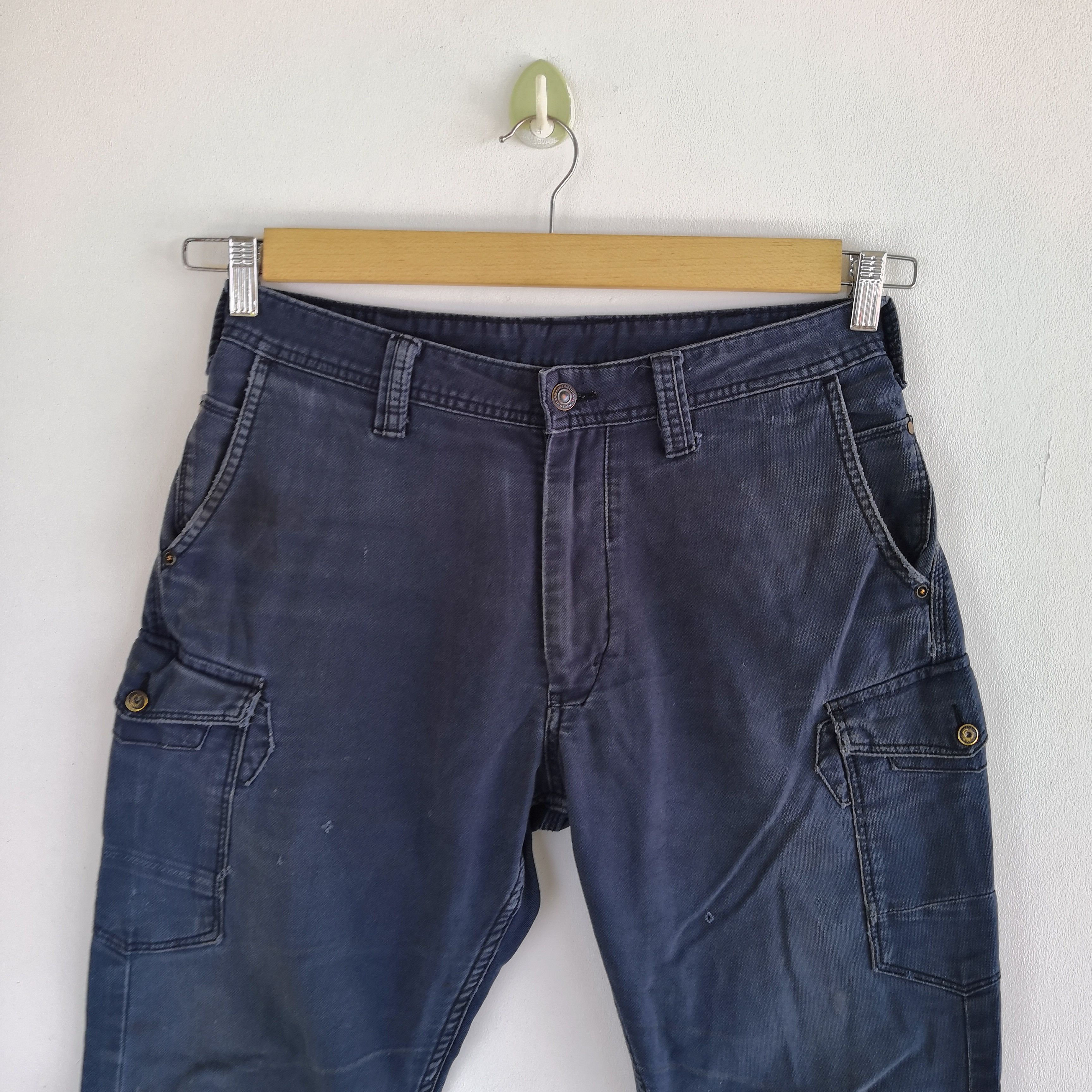 Japanese Brand × Vintage Dirty Japanese Cargo Pants Bondage Trousers Fatigue Pants Size US 30 / EU 46 - 5 Thumbnail