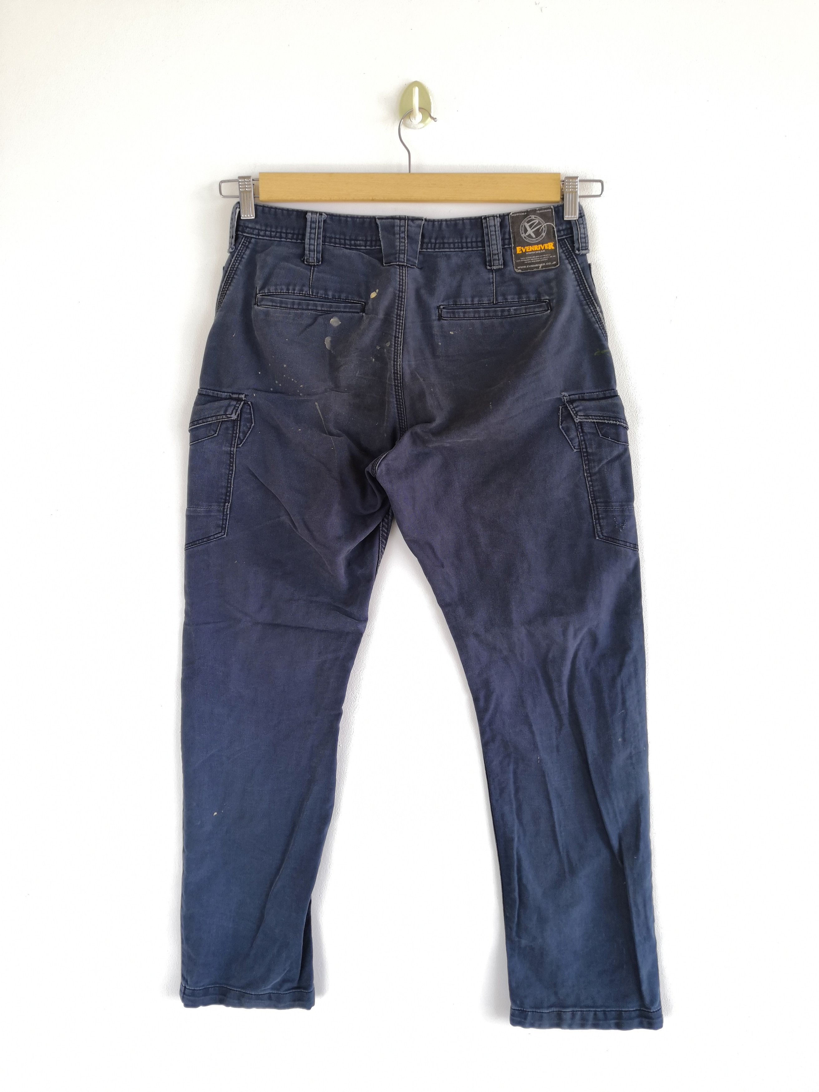 Japanese Brand × Vintage Dirty Japanese Cargo Pants Bondage Trousers Fatigue Pants Size US 30 / EU 46 - 2 Thumbnail
