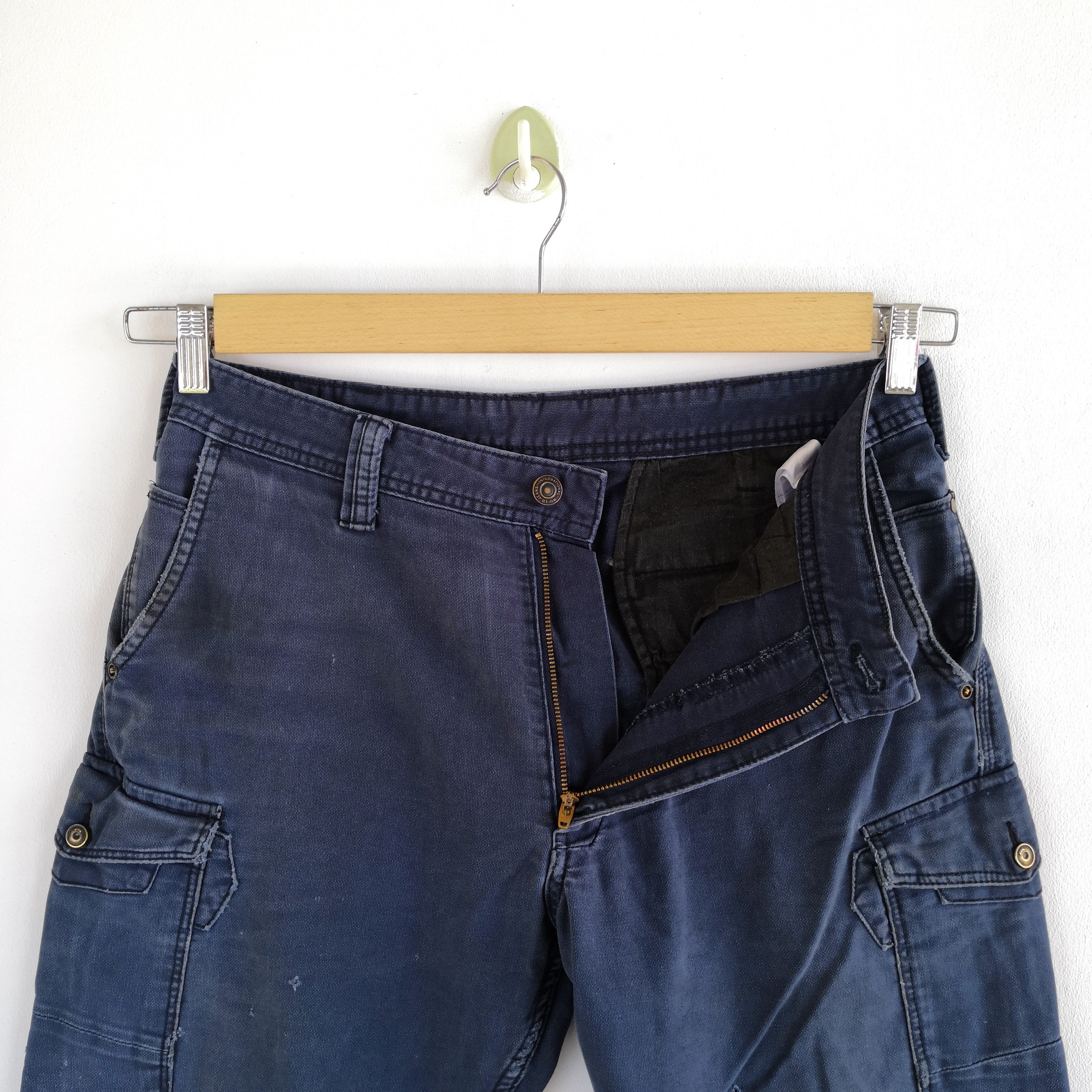 Japanese Brand × Vintage Dirty Japanese Cargo Pants Bondage Trousers Fatigue Pants Size US 30 / EU 46 - 8 Thumbnail
