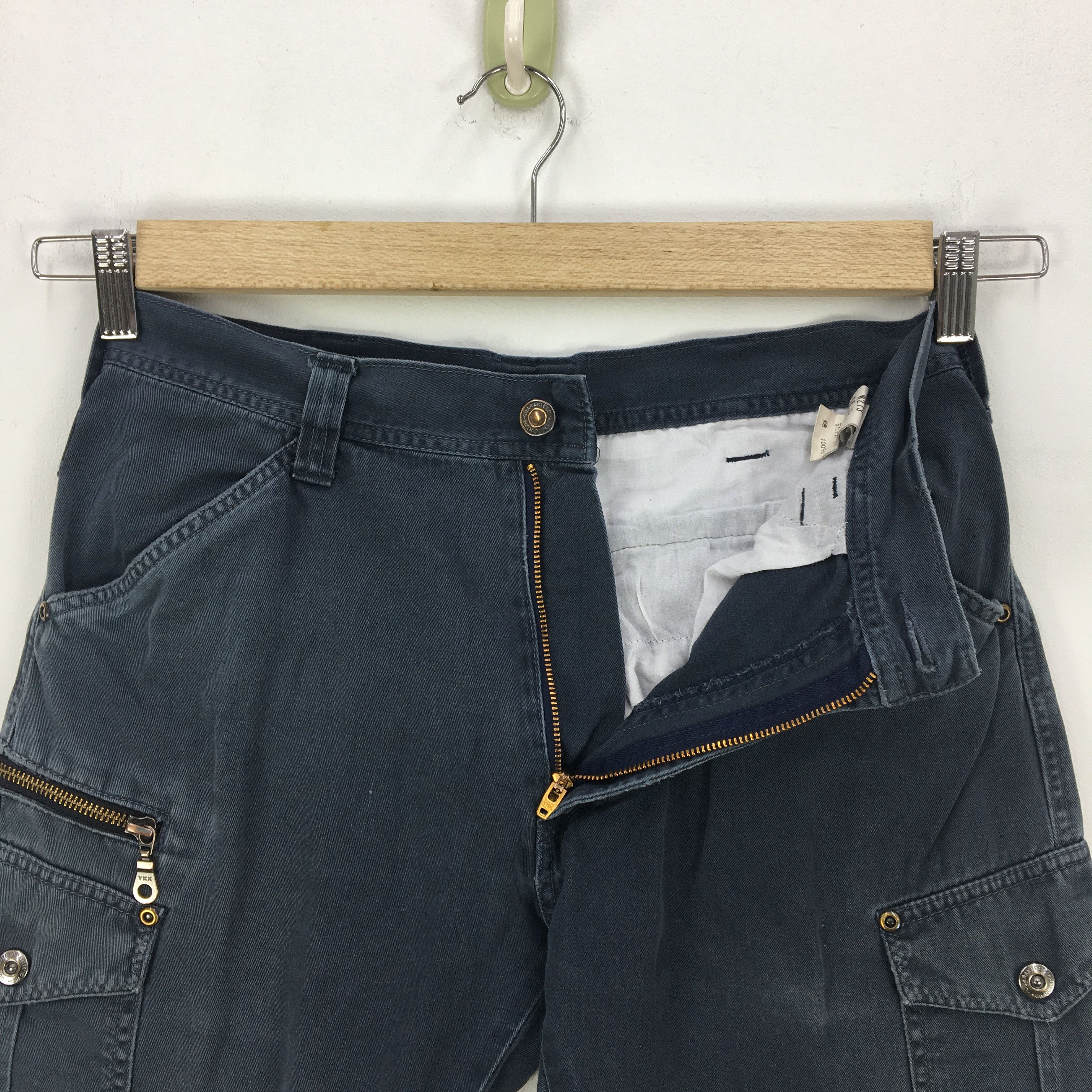 Japanese Brand × Vintage Vintage Japanese Cargo Pants Multi Pocket Pants Travis Size US 30 / EU 46 - 12 Thumbnail