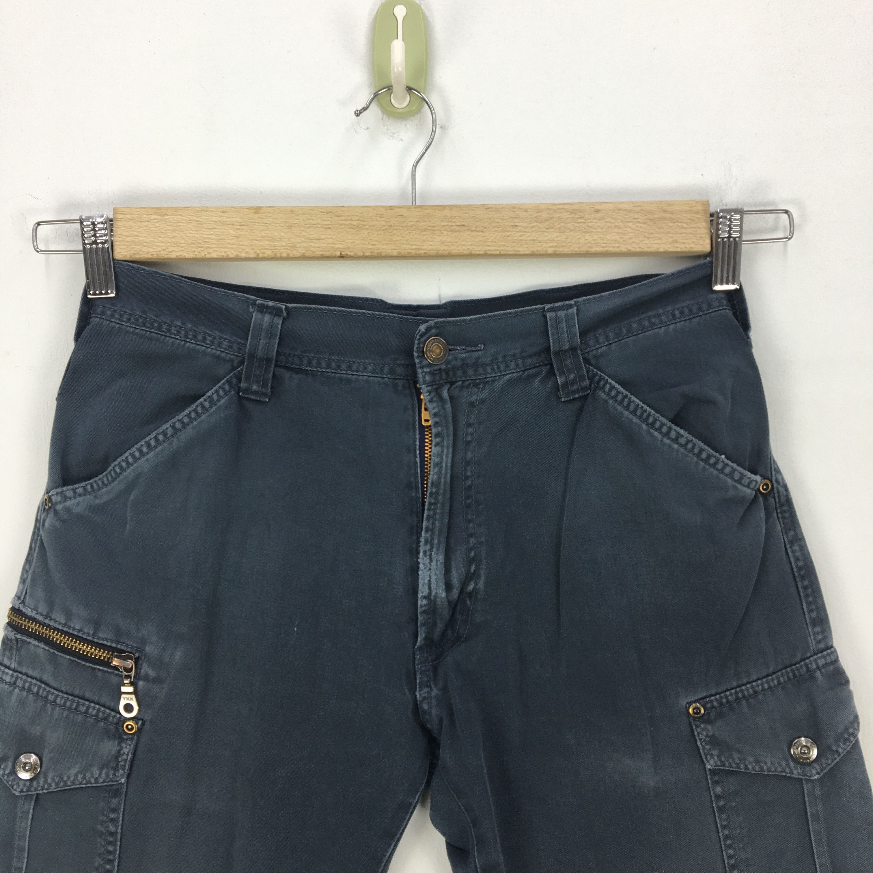 Japanese Brand × Vintage Vintage Japanese Cargo Pants Multi Pocket Pants Travis Size US 30 / EU 46 - 3 Thumbnail