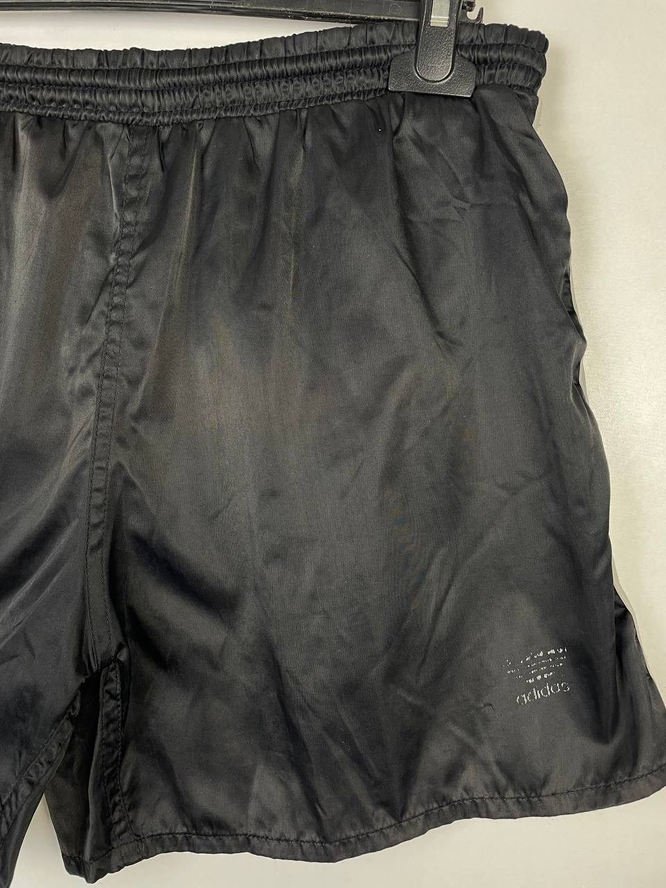 Vintage Adidas 90s vintage shorts size M Size US 34 / EU 50 - 2 Thumbnail