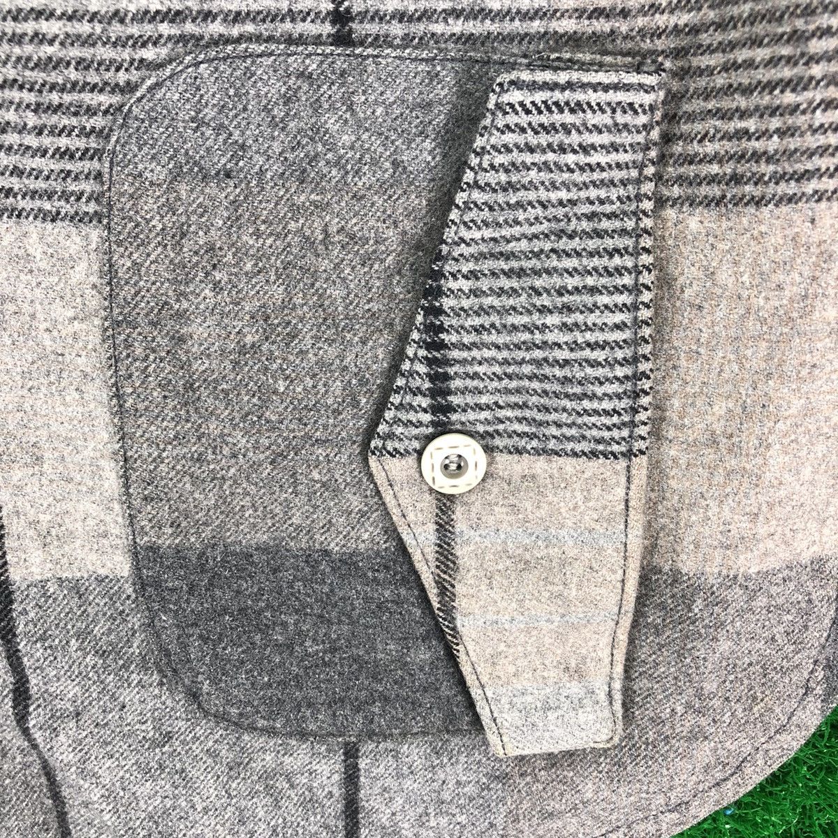 Japanese Brand Vintage 80's Wool Button Up Checkered Quarter Sleeve Size M / US 6-8 / IT 42-44 - 8 Thumbnail