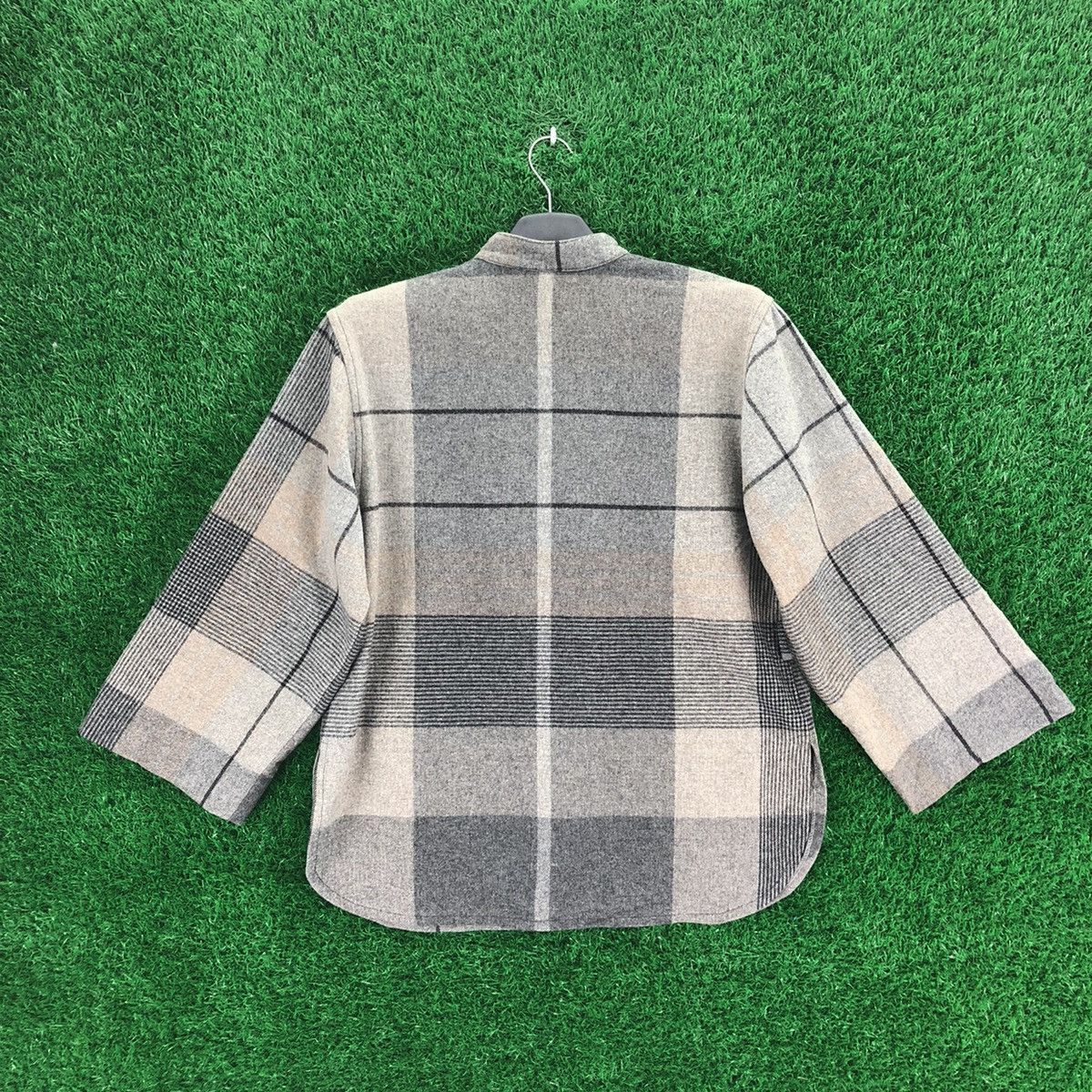 Japanese Brand Vintage 80's Wool Button Up Checkered Quarter Sleeve Size M / US 6-8 / IT 42-44 - 4 Thumbnail