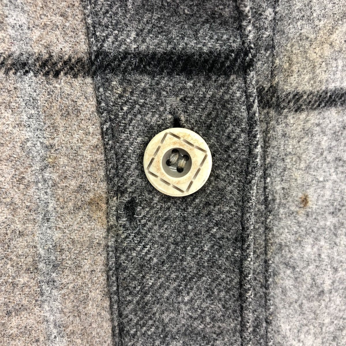 Japanese Brand Vintage 80's Wool Button Up Checkered Quarter Sleeve Size M / US 6-8 / IT 42-44 - 7 Thumbnail