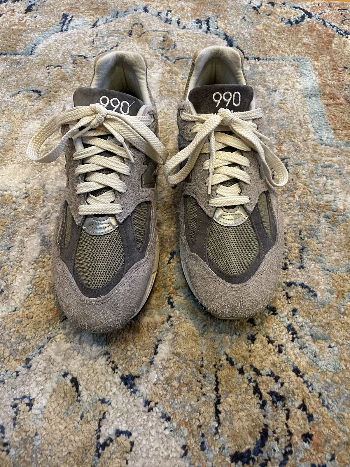 Kith × New Balance Size 11.5 - New Balance 990v2 Made In USA x Teddy Size US 11.5 / EU 44-45 - 3 Thumbnail