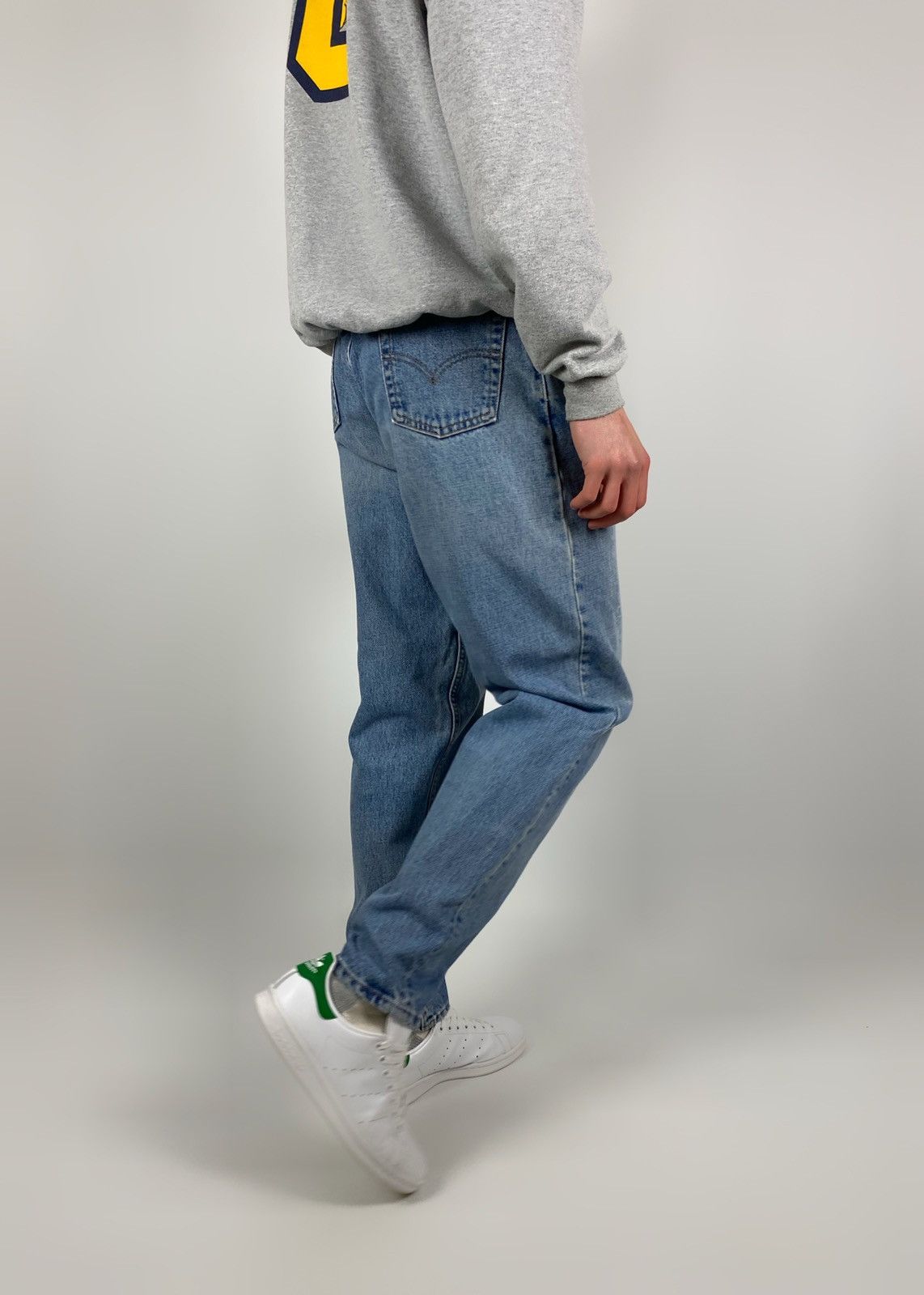 Levi's 90’s Vintage Levi’s 560 Washed Denim Jeans Made in USA Size US 31 - 1 Thumbnail