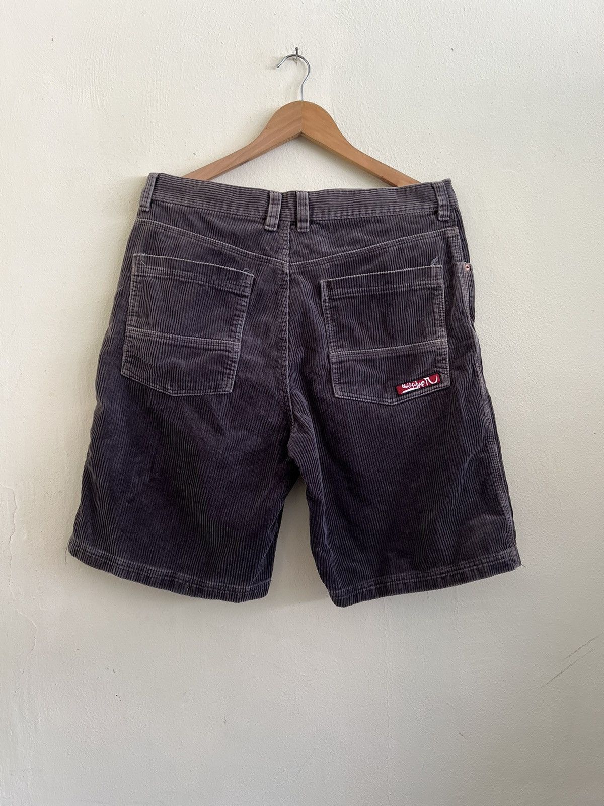 Quiksilver × Vintage Vintage Quiksilver Quiksilver Short Pants Size US 34 / EU 50 - 1 Thumbnail