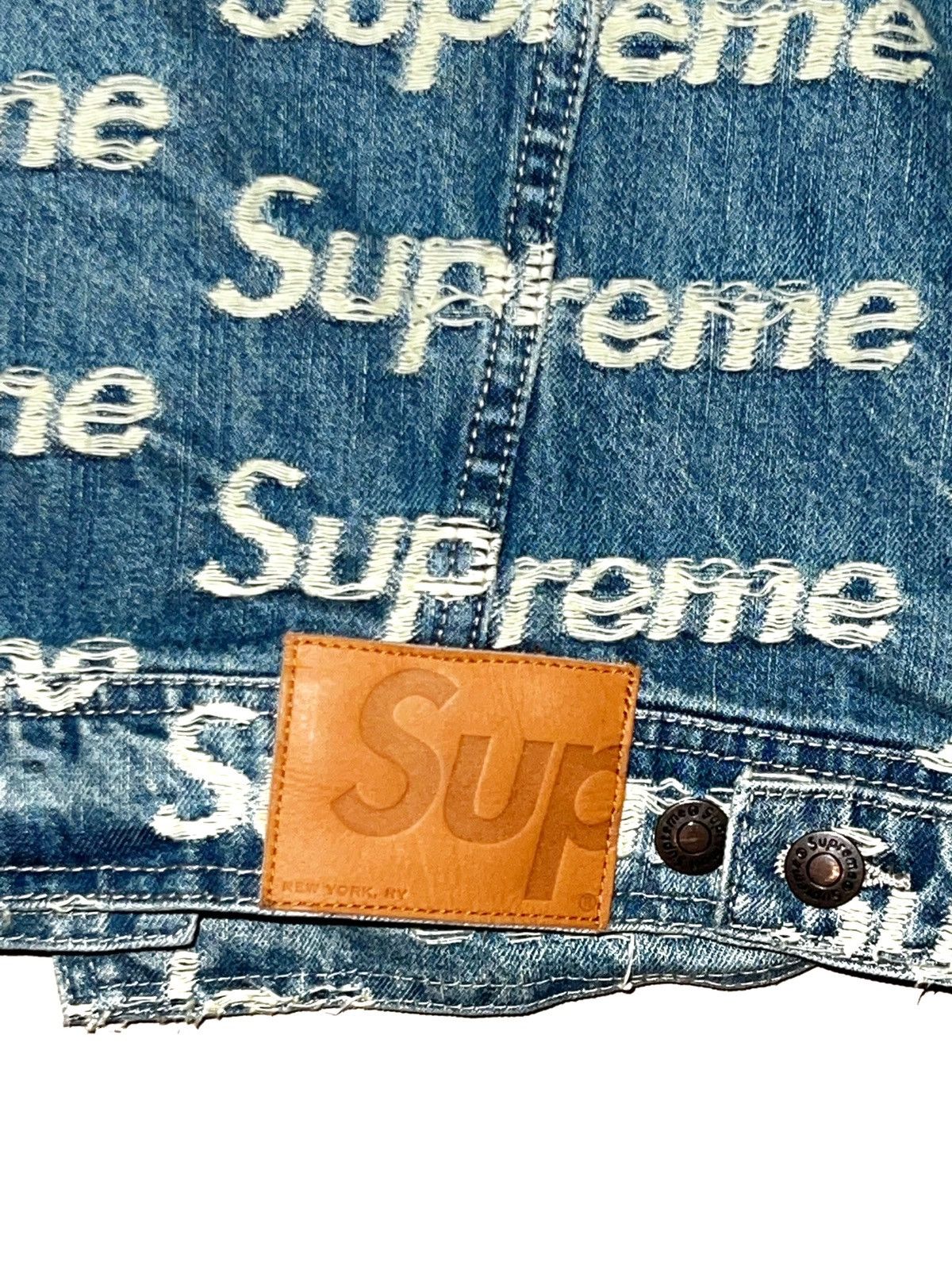 Supreme Rare Supreme® Denim Jacket Size US XL / EU 56 / 4 - 4 Thumbnail