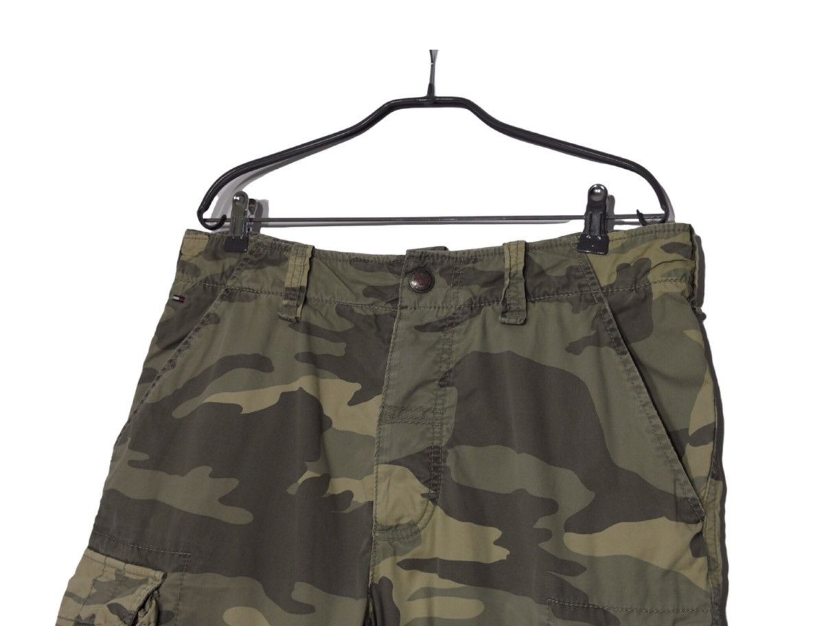 Tommy Hilfiger Tommy Hilfiger Cargo Shorts Military Size US 33 - 3 Thumbnail
