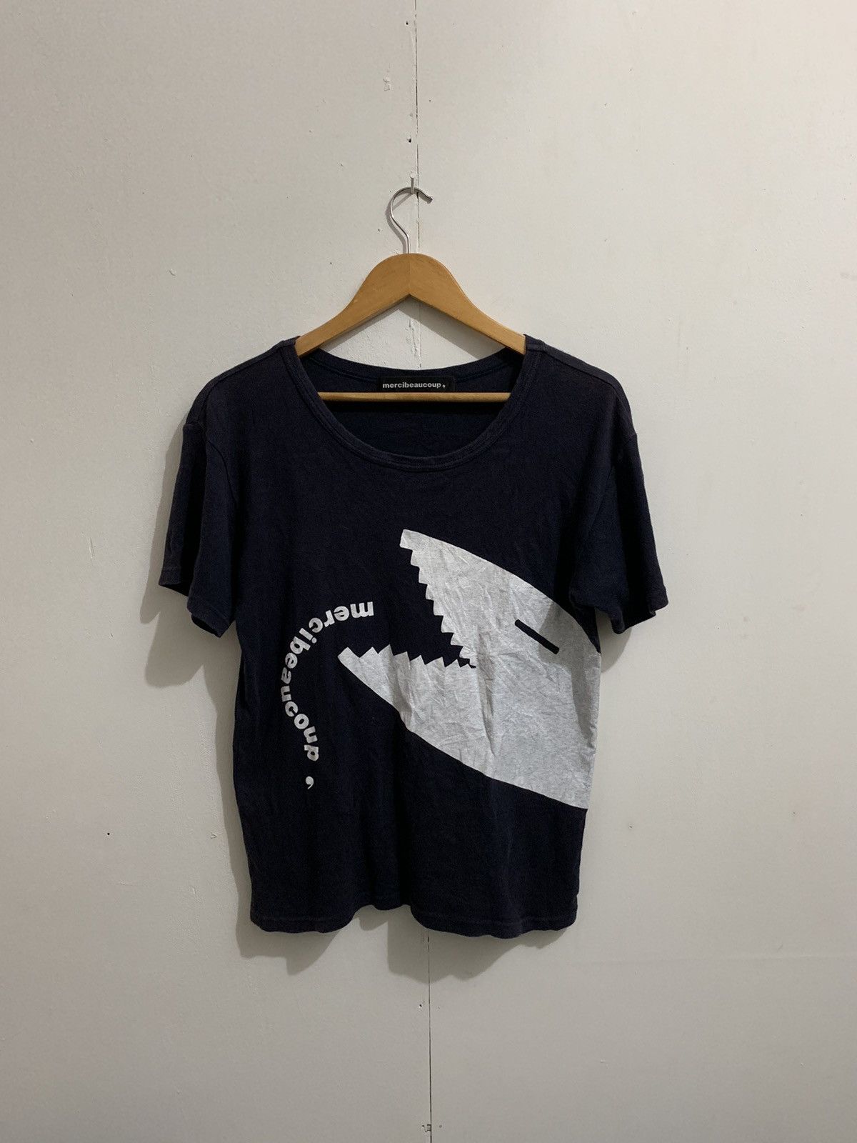 Issey Miyake 🔥Send Offer🔥Mercibeucoup Shark Tee Size US M / EU 48-50 / 2 - 1 Thumbnail