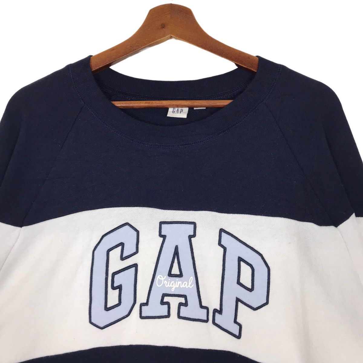 Gap × Vintage Vintage GAP Crewneck Sweatshirt Big Logo Size XL / US 12-14 / IT 48-50 - 2 Thumbnail