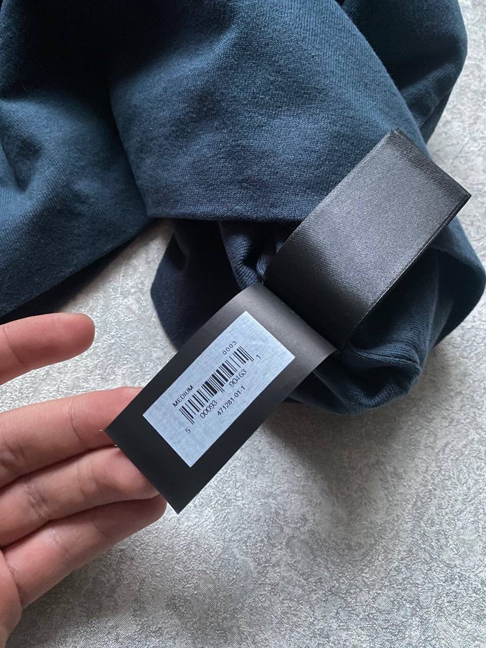 Gap × Yeezy NWT Yeezy Gap Dove No Seam Tee by Balenciaga Size US M / EU 48-50 / 2 - 19 Thumbnail