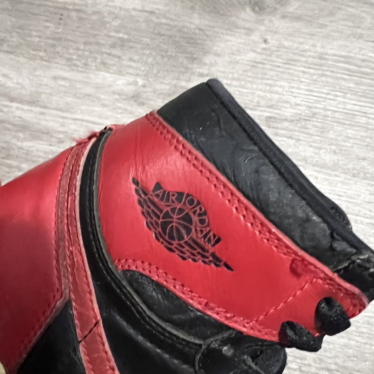 Jordan Brand Nike Air Jordan 1 Bred 1994 Size US 8 / EU 41 - 10 Thumbnail