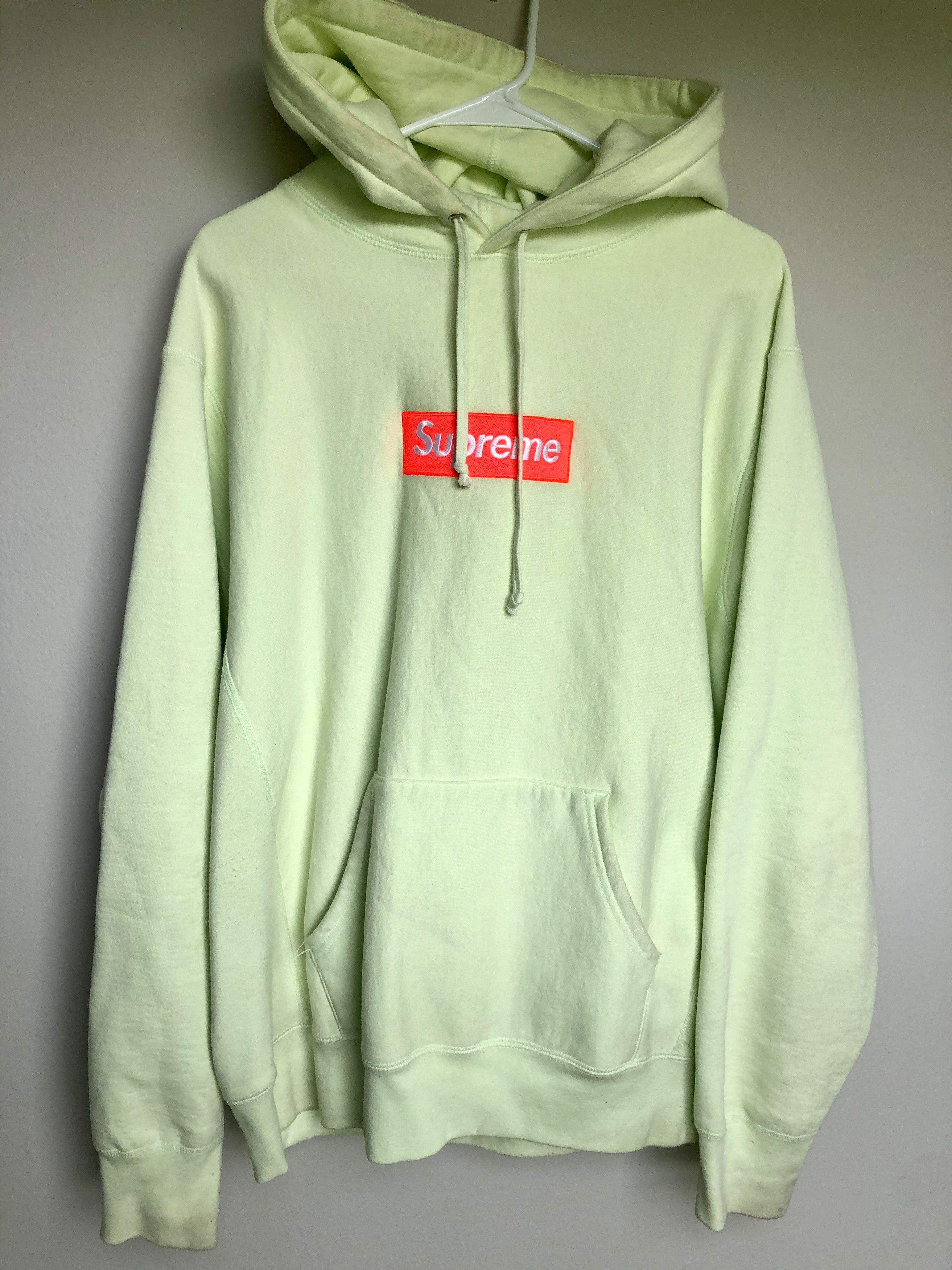 Supreme Supreme Pale Lime Box Logo Hoodie FW17 Size US L / EU 52-54 / 3 - 2 Thumbnail