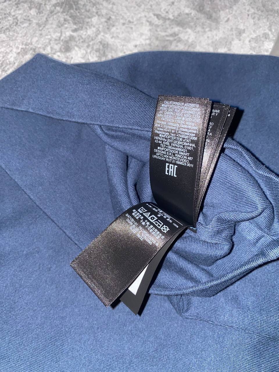 Gap × Yeezy NWT Yeezy Gap Dove No Seam Tee by Balenciaga Size US XS / EU 42 / 0 - 17 Thumbnail