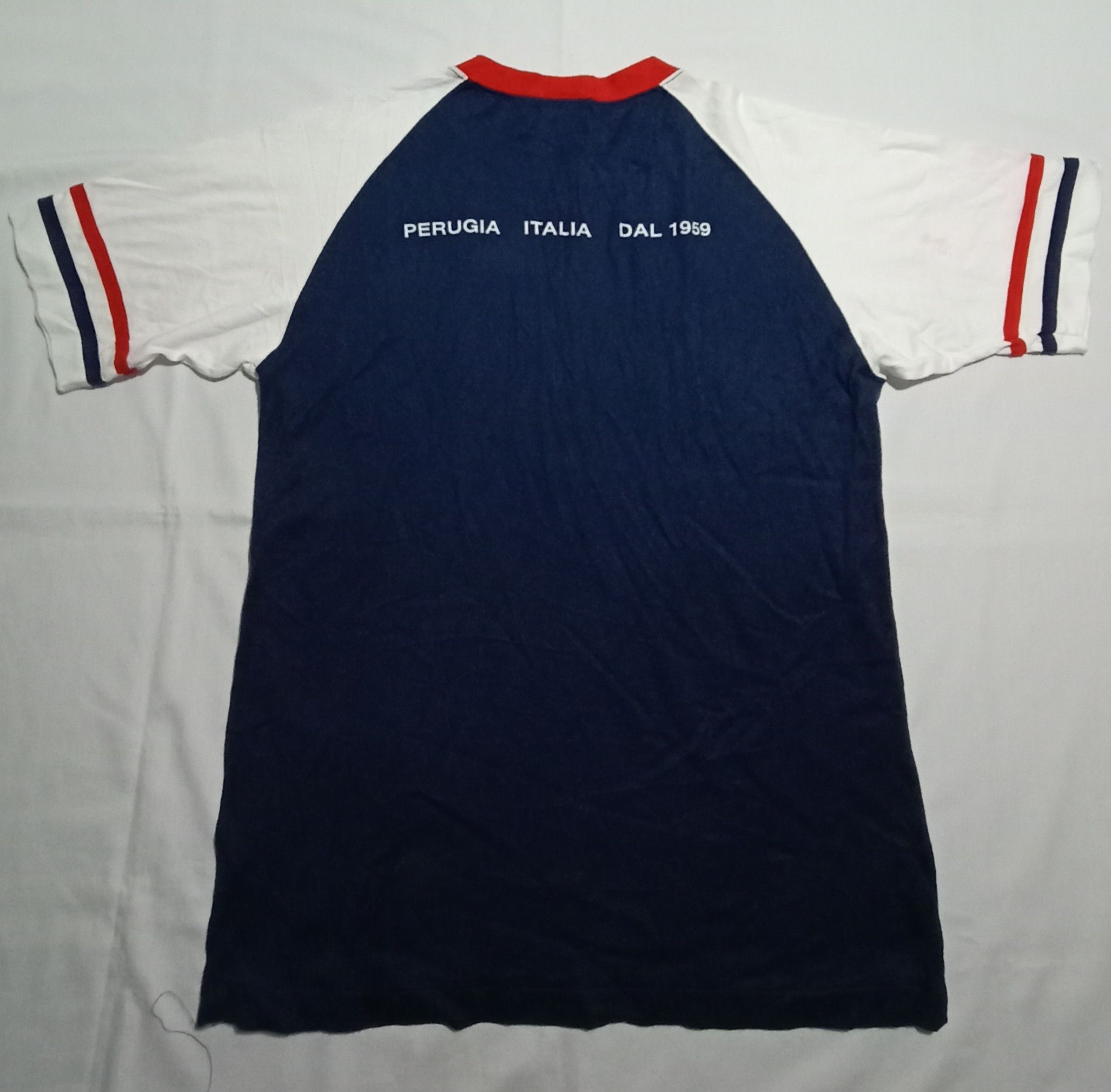 Ellesse Ellesse Tee spell Out Perugia Italia Dal 1959 Size US S / EU 44-46 / 1 - 10 Thumbnail