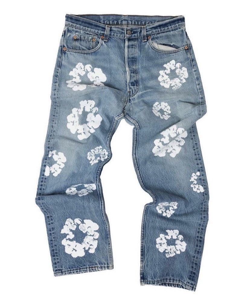 DENIM TEARS × Levi's THE COTTON WREATH JEAN VINTAGE LIGHT WASH (34x34) Size US 34 / EU 50 - 19 Thumbnail