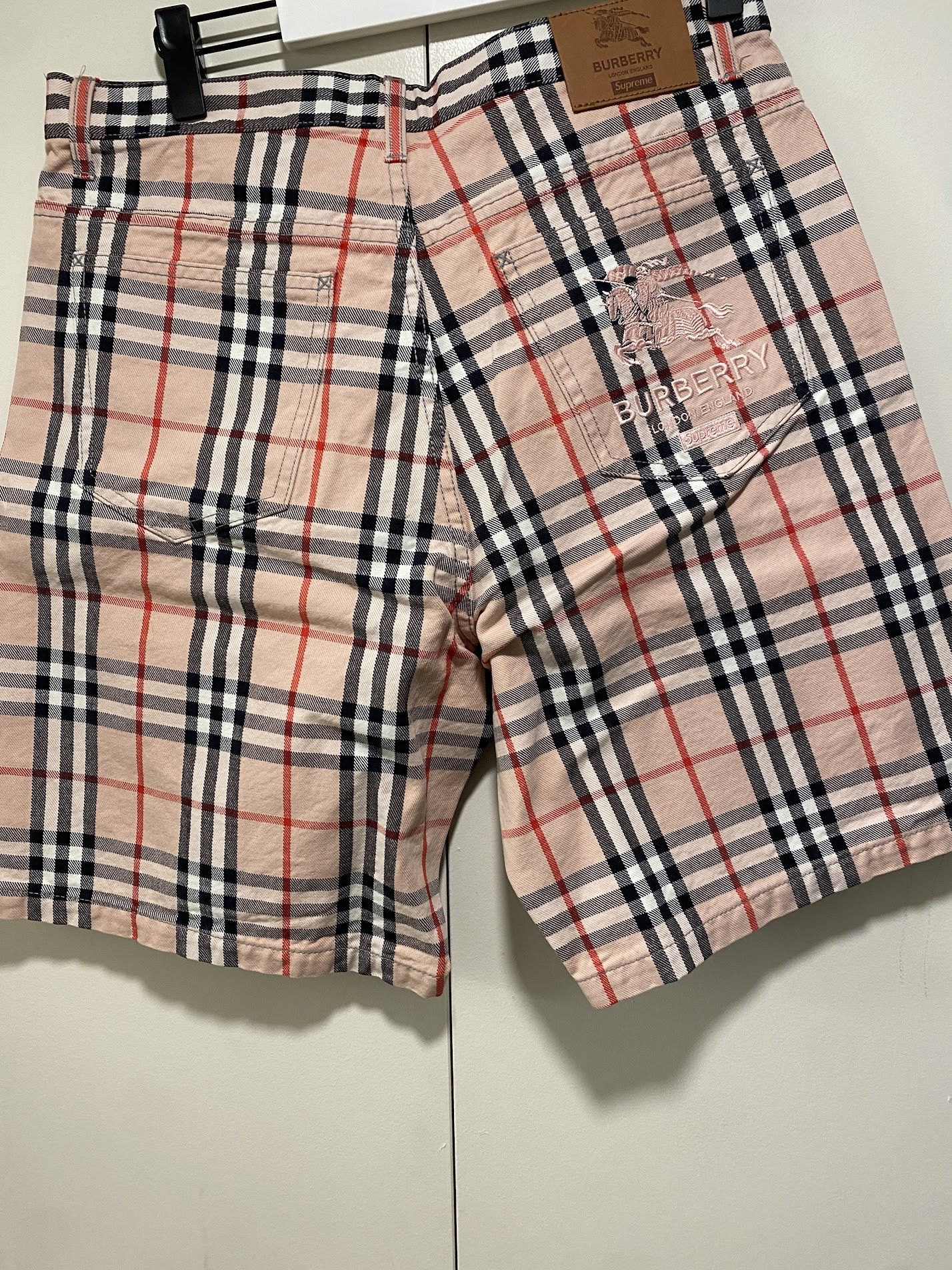 Supreme Burberry x Supreme S/S 22 Shorts Jeans - Pink Size 32 