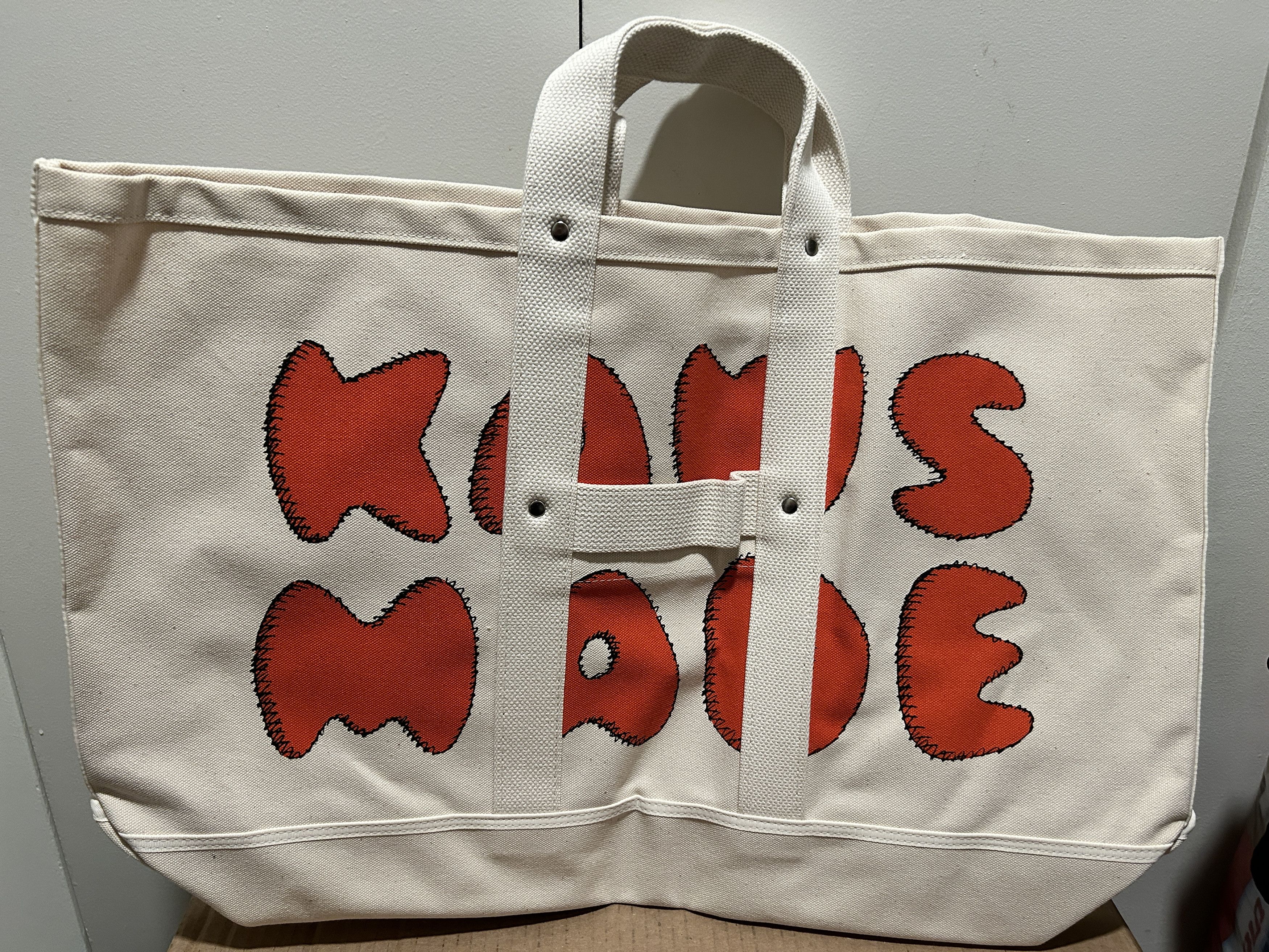 Human Made × Kaws Human Made × Kaws TOTE BAG KAWSMADE LARGE POLAR BEAR Size ONE SIZE - 4 Thumbnail