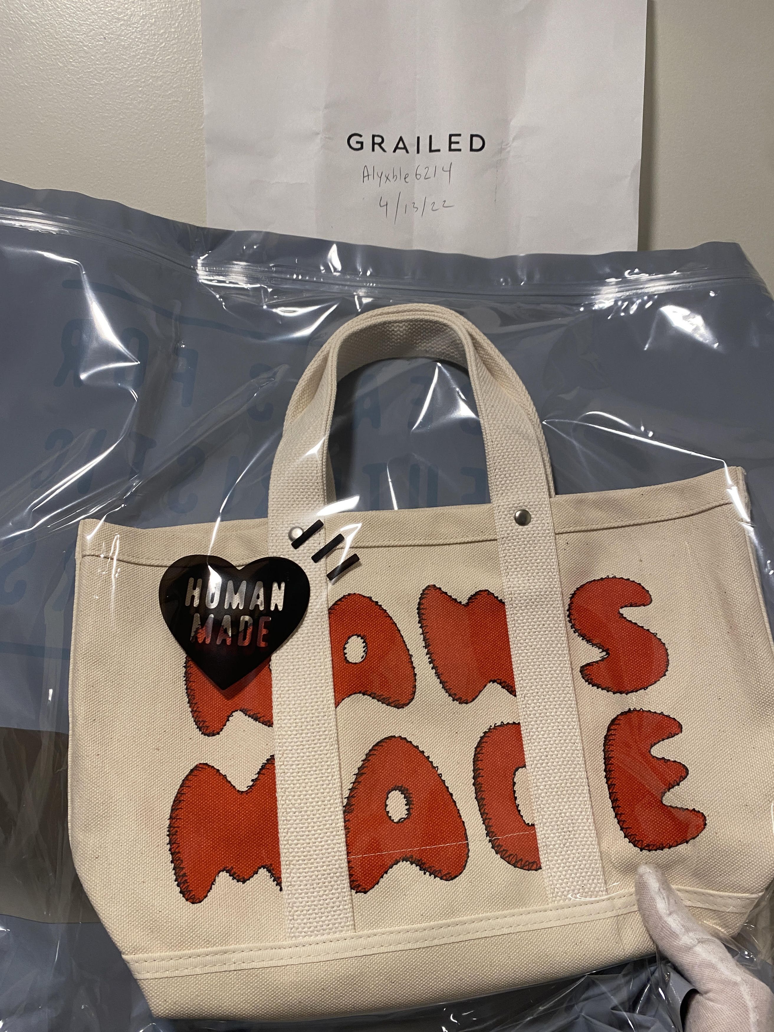 売れ筋商品 HUMAN HUMAN スモールトート 23aw MADE 超人気の KAWS MADE MADE SMALL TOTE BAG  OSSLOOP SMALL TOTE バッグ