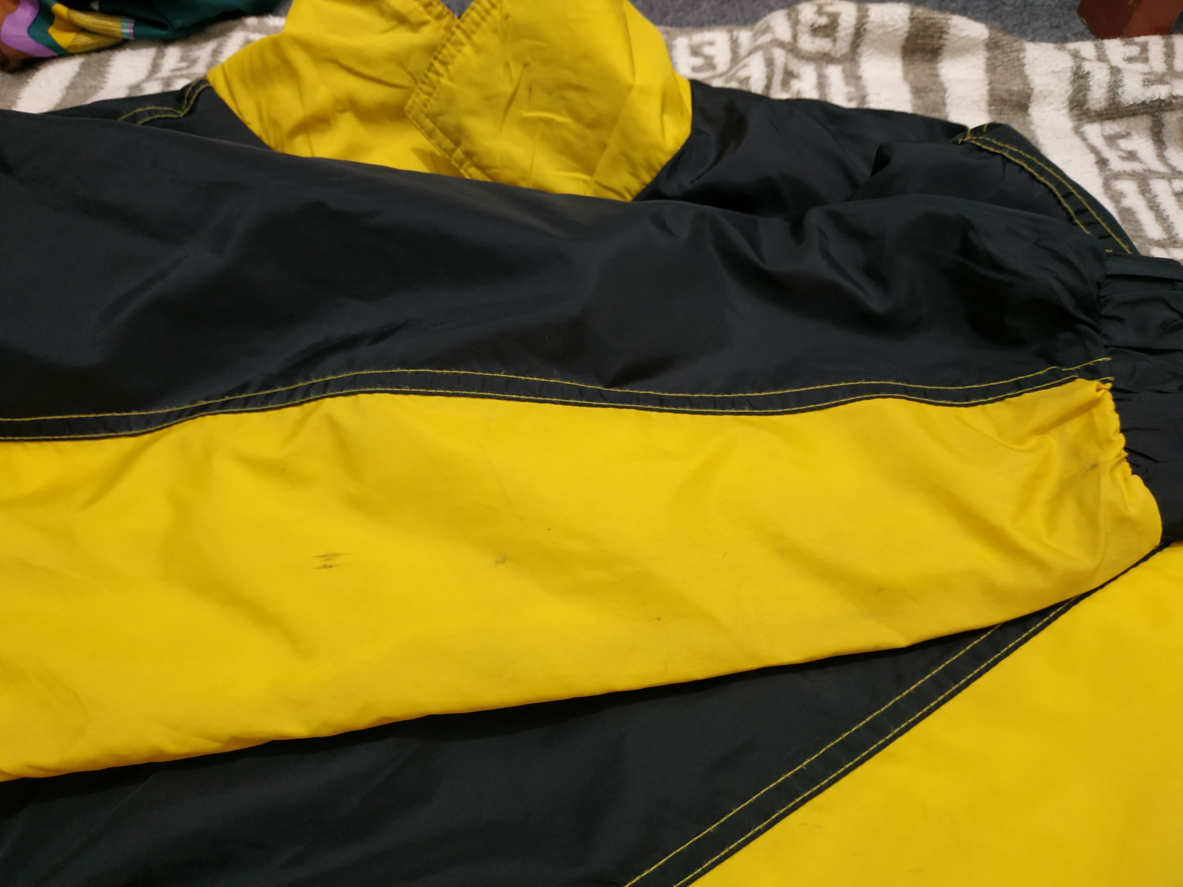 Vintage Vintage Subaru Forester Indianapolis Motor Speedway Jacket Size US L / EU 52-54 / 3 - 10 Thumbnail
