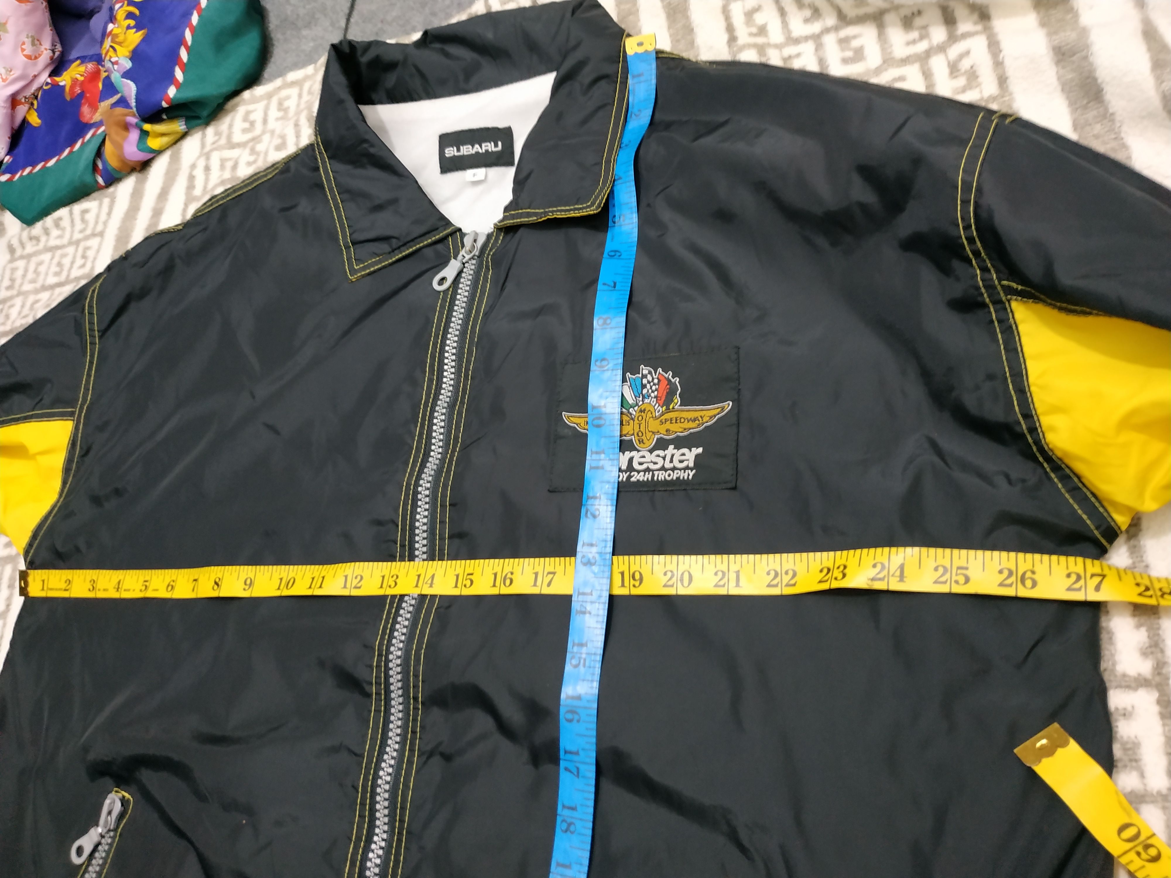 Vintage Vintage Subaru Forester Indianapolis Motor Speedway Jacket Size US L / EU 52-54 / 3 - 6 Thumbnail