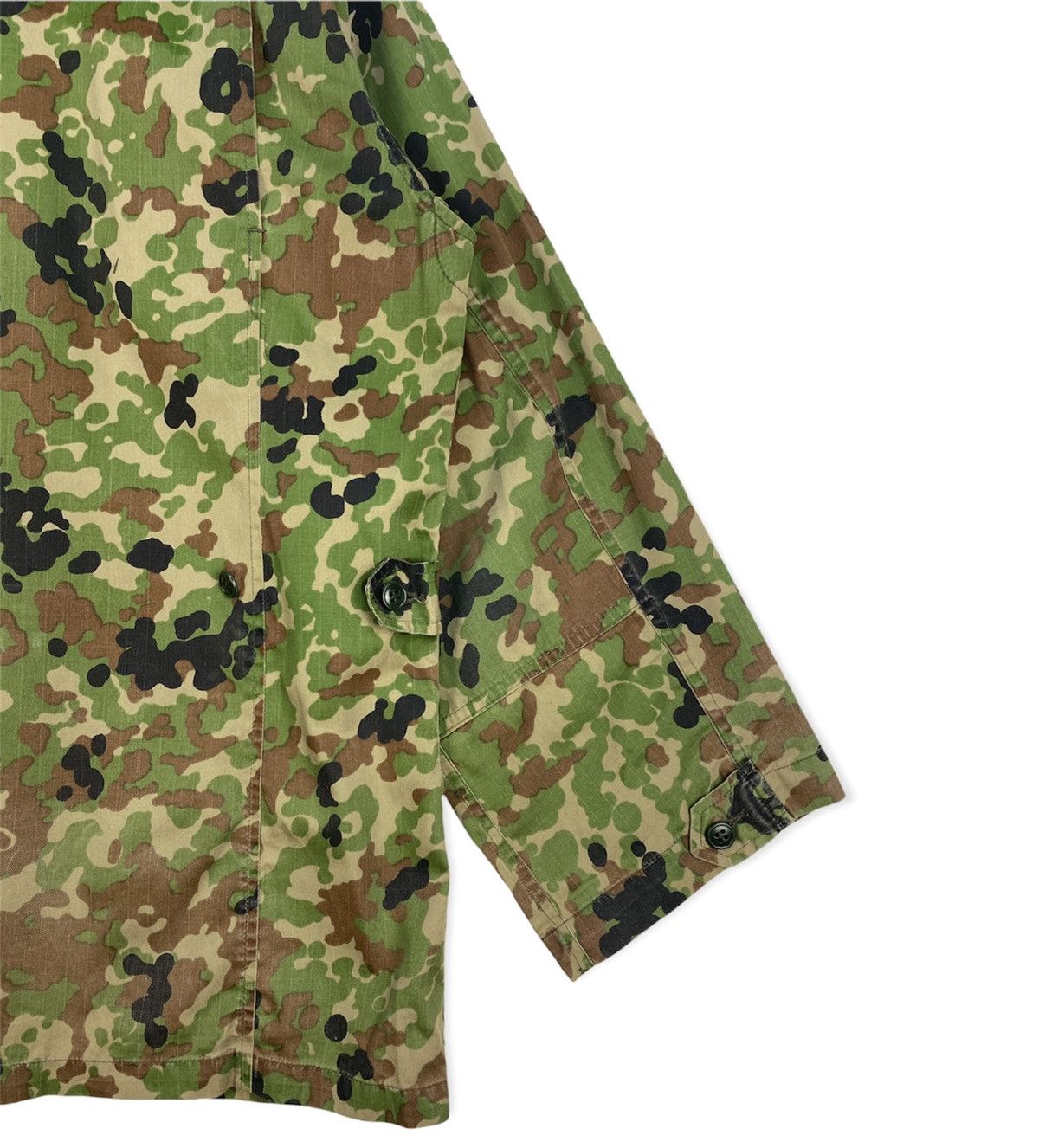 Vintage Vintage Military Jacket Camoflauge Size US L / EU 52-54 / 3 - 6 Thumbnail