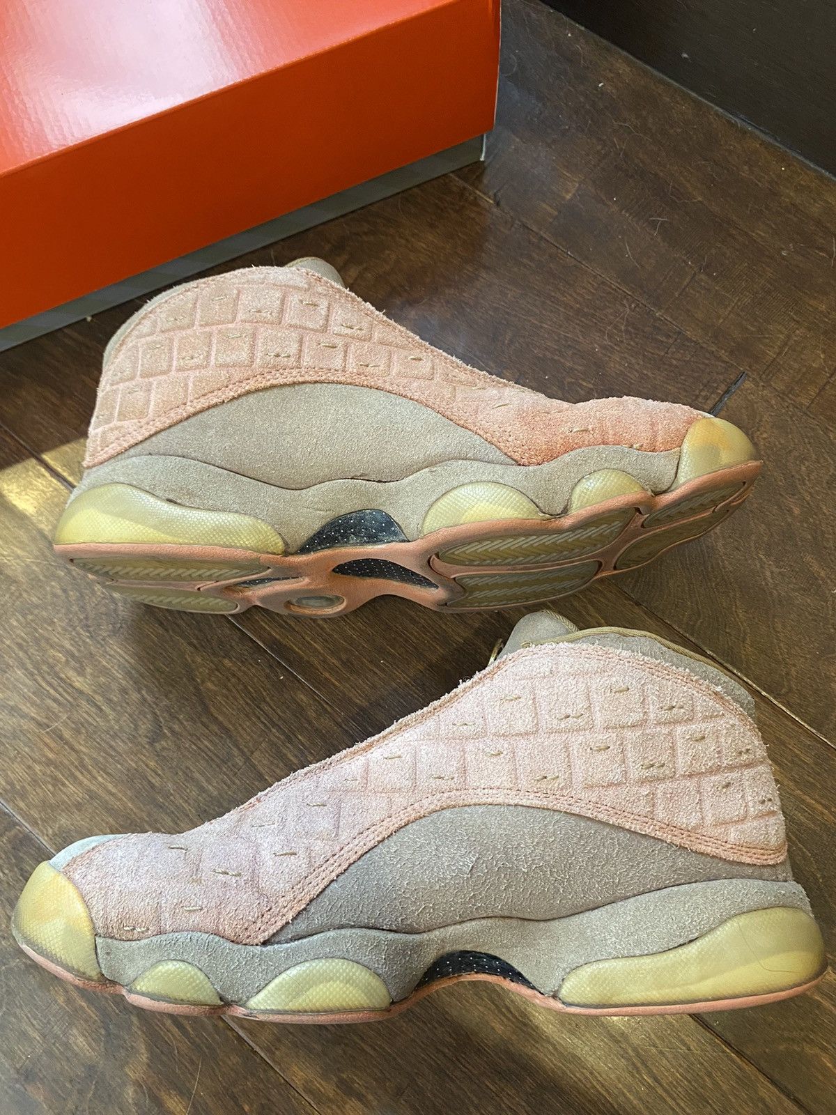 CLOT × Nike Clot x Jordan 13 Low Terracotta Size US 8.5 / EU 41-42 - 2 Thumbnail