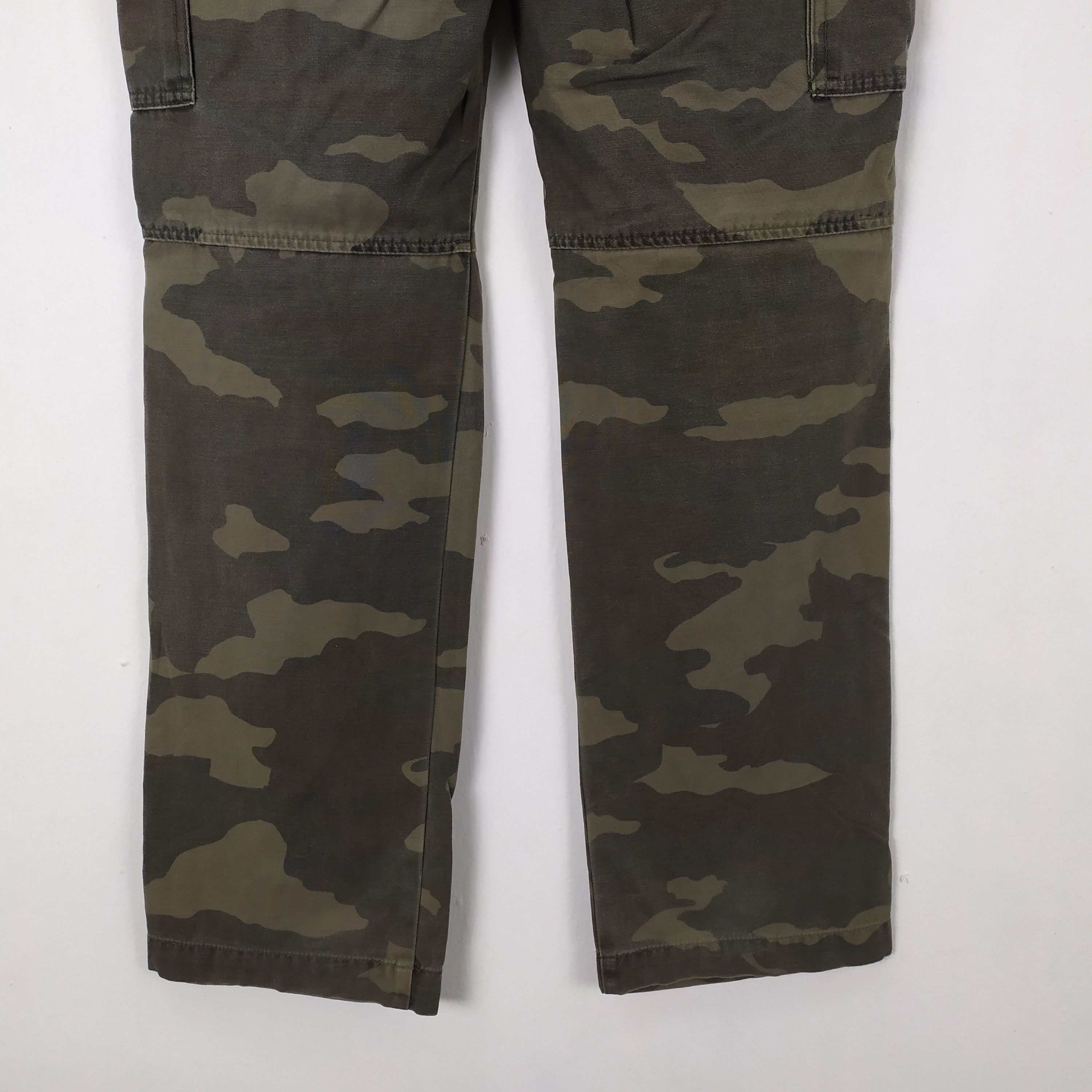 Japanese Brand VINTAGE JAPANESE BRAND FADED CAMO CARGO PANTS Size US 30 / EU 46 - 12 Thumbnail