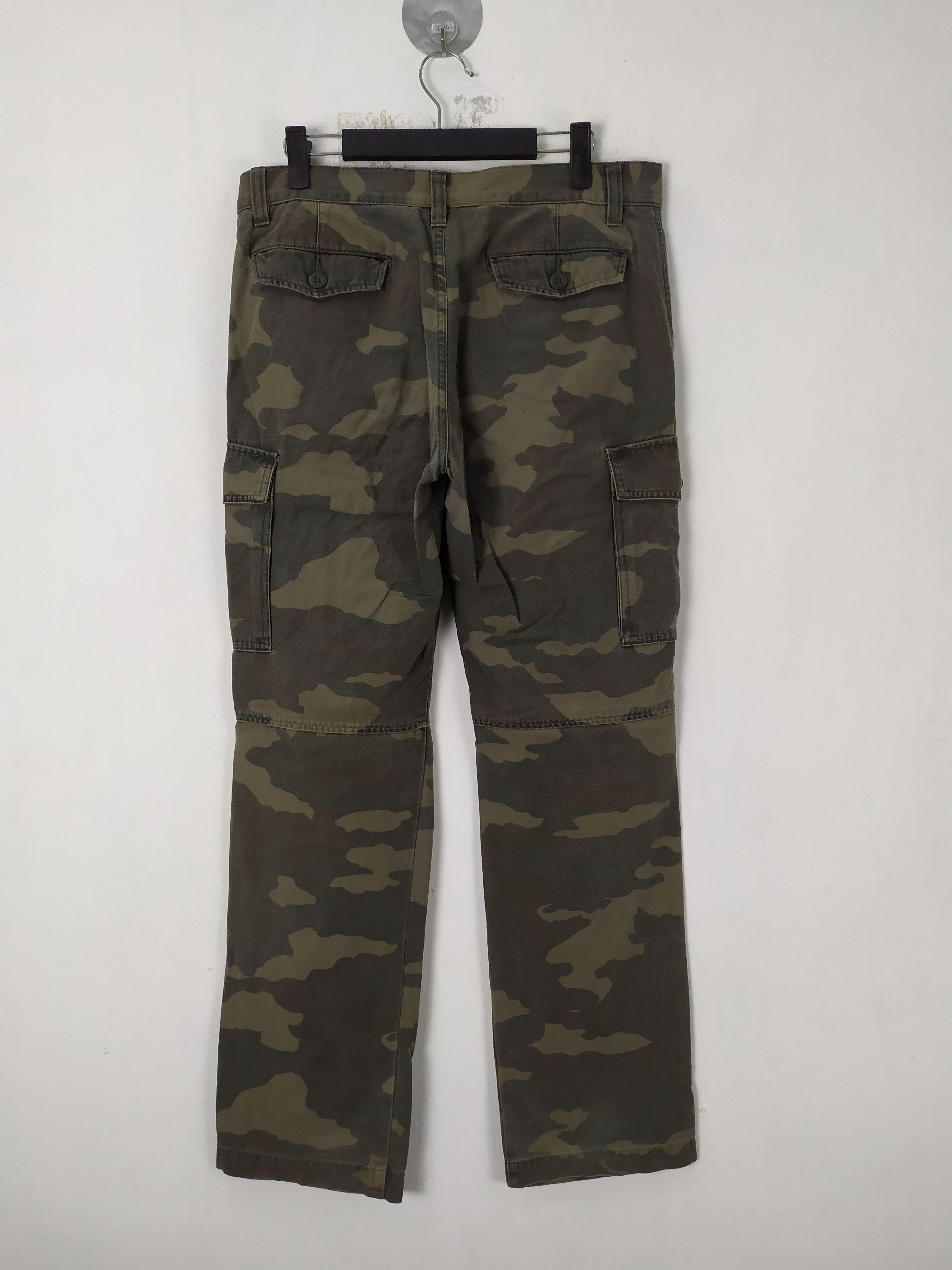 Japanese Brand VINTAGE JAPANESE BRAND FADED CAMO CARGO PANTS Size US 30 / EU 46 - 10 Thumbnail