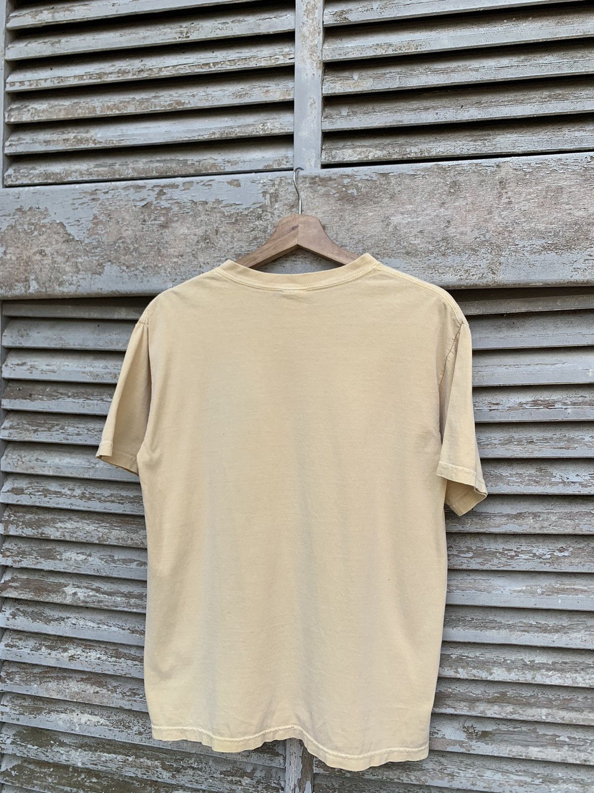 Vintage Vintage Atlantis Casino Resort TShirt Size US S / EU 44-46 / 1 - 5 Thumbnail