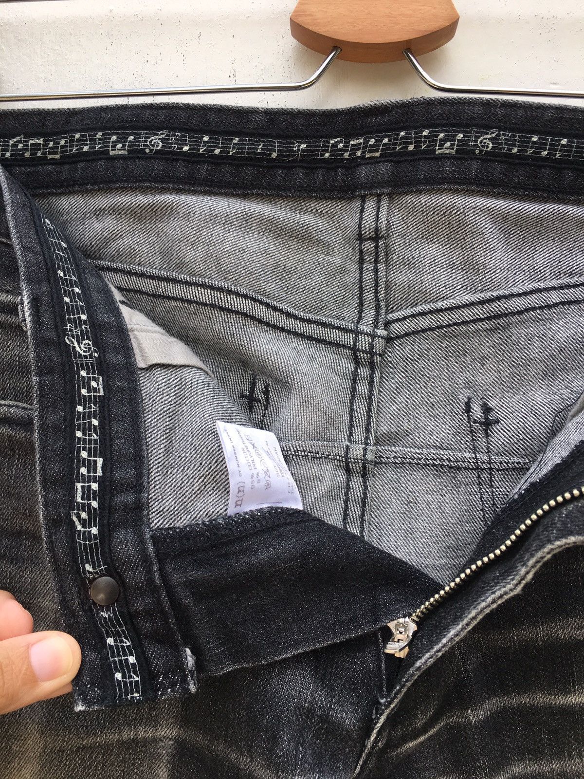 Number (N)ine Rare Number (N)ine Torn Style Skinny/Tapered Jeans Size US 31 - 9 Thumbnail