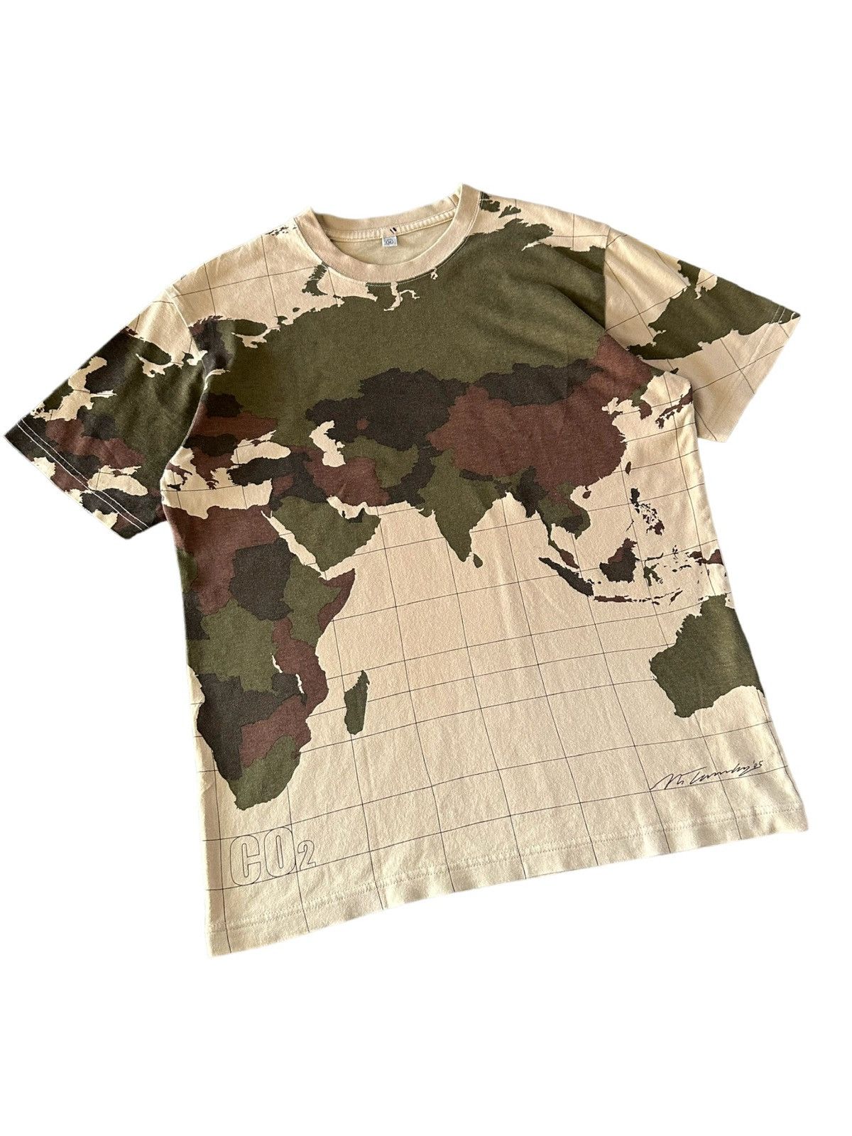 Nigo 2005 Uniqlo Grand Prix ( UTGP ) collection archive Size US M / EU 48-50 / 2 - 5 Thumbnail