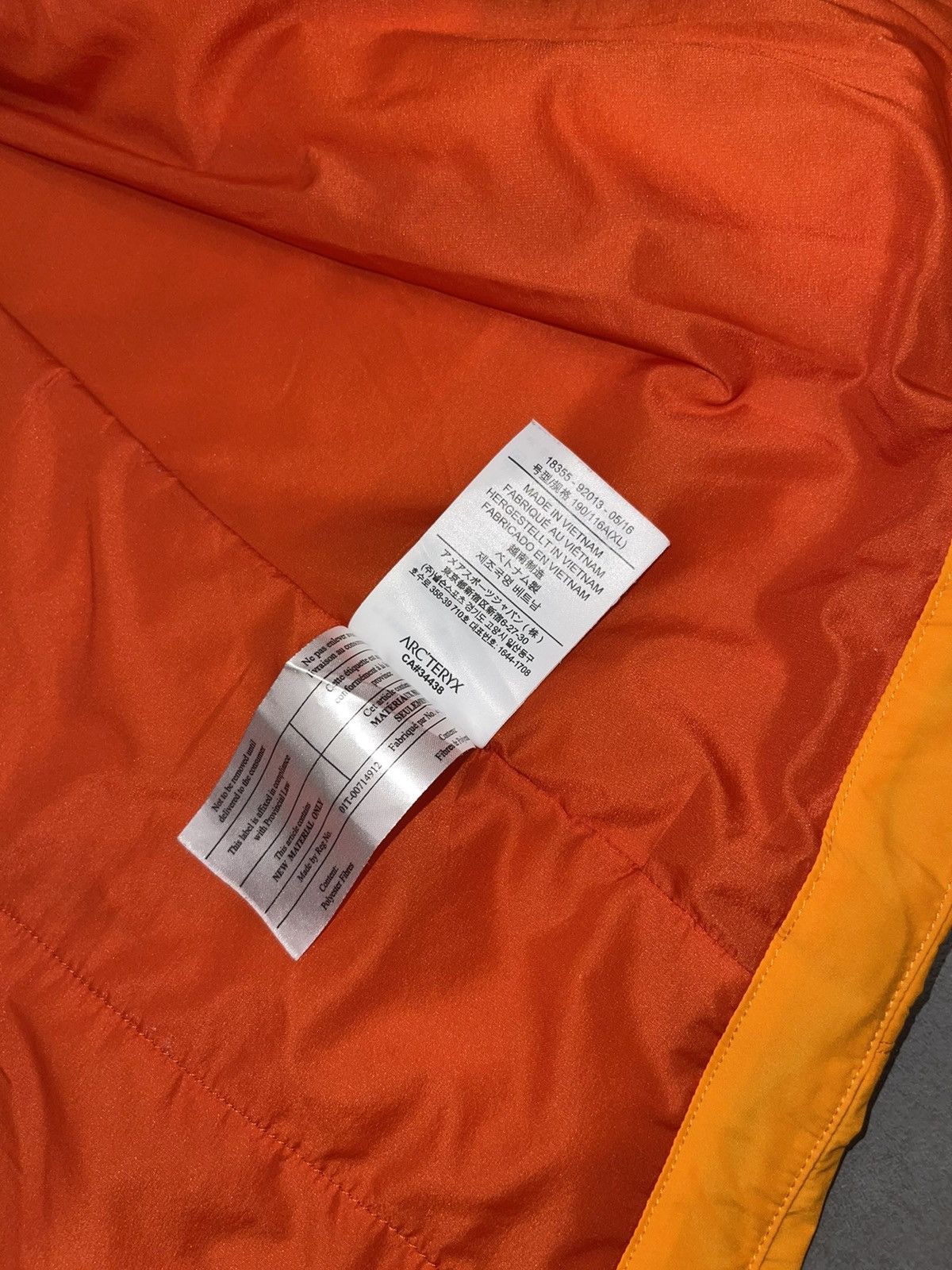Arc'teryx Arc'Teryx Proton Lt Hooded Technical Orange Light Jacket Size US XL / EU 56 / 4 - 22 Thumbnail