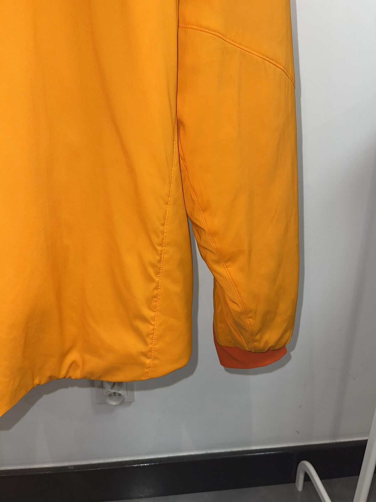Arc'teryx Arc'Teryx Proton Lt Hooded Technical Orange Light Jacket Size US XL / EU 56 / 4 - 10 Thumbnail