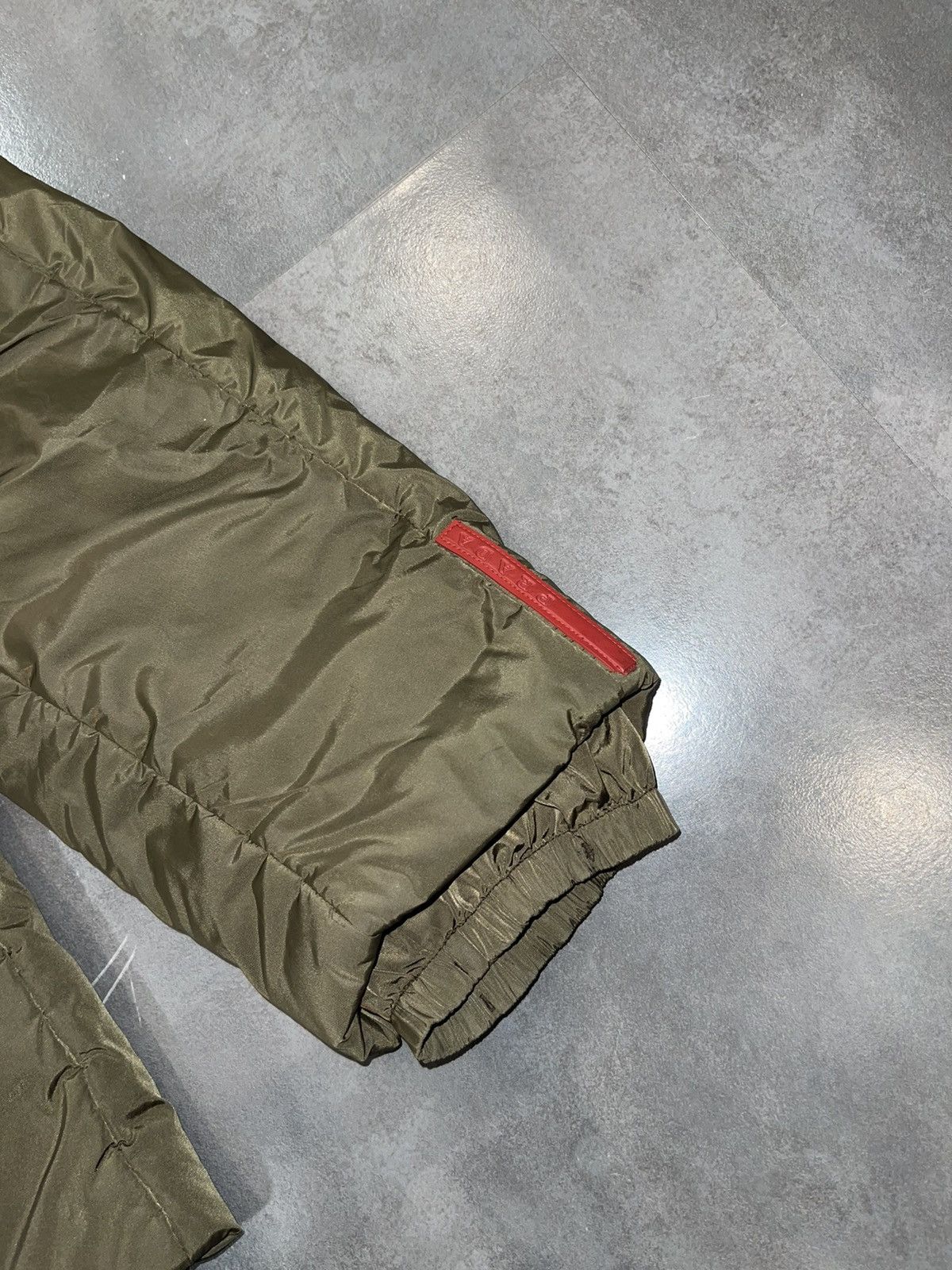 Prada Archive Prada Red Tab Swamp Green Technical Light Jacket Size US L / EU 52-54 / 3 - 15 Thumbnail