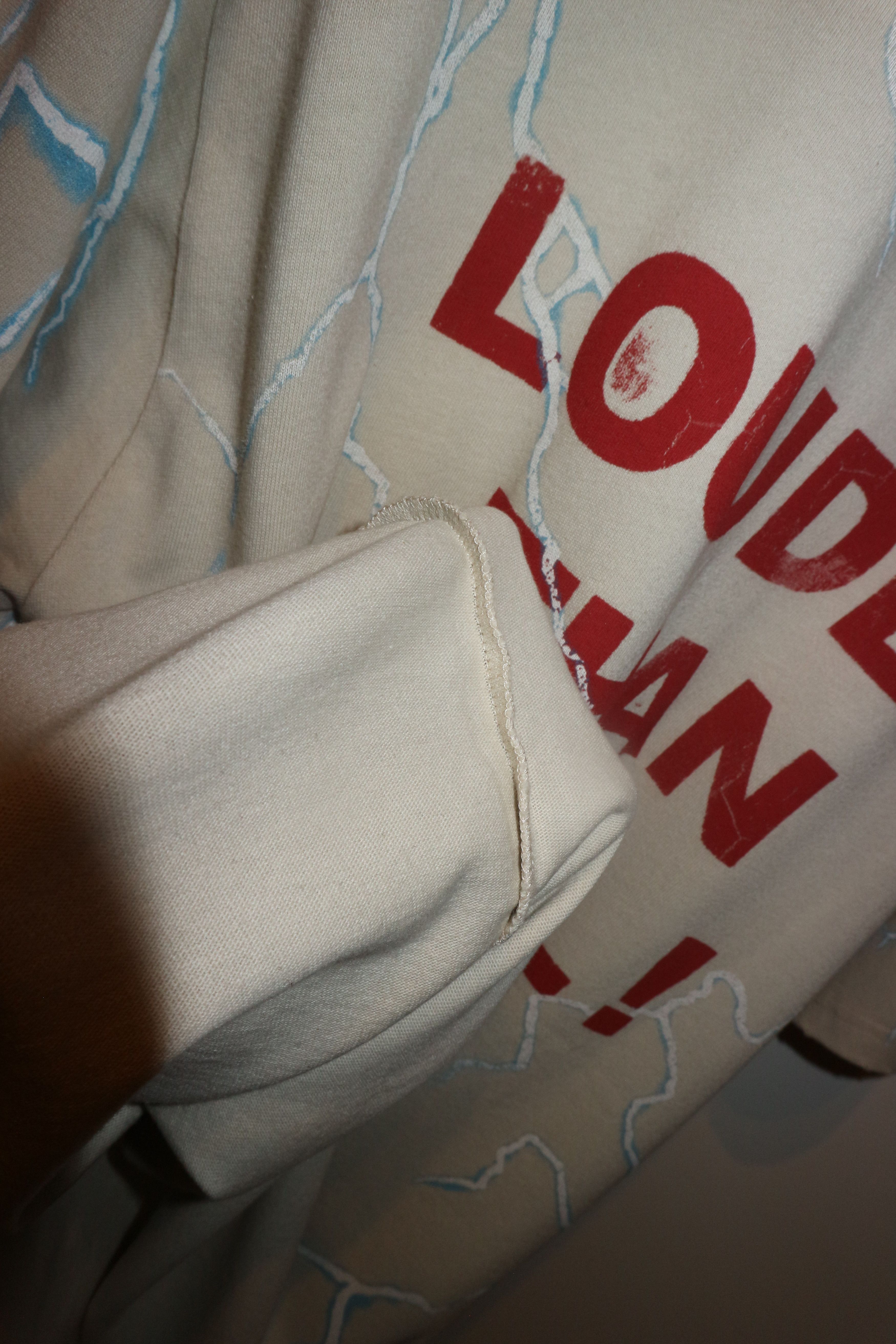 Represent Clo. Louder than hell t-shirt Size US L / EU 52-54 / 3 - 14 Thumbnail