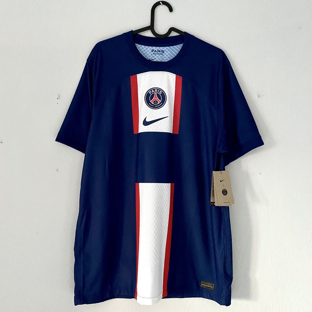 Jordan Brand × Nike 2023 PLAYER ISSUE PSG Nike Home Kit Soccer Jersey Size US L / EU 52-54 / 3 - 3 Thumbnail
