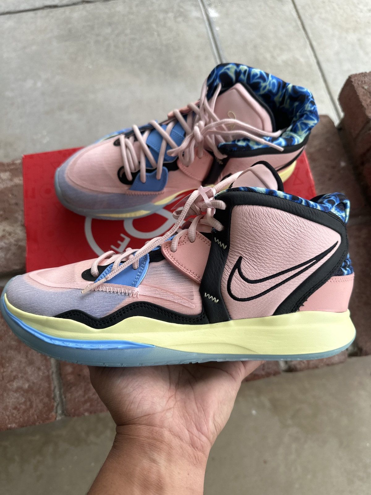 Nike NIKE KYRIE INFINITY 'VALENTINE'S DAY' SIZE 11.5 MEN | Grailed