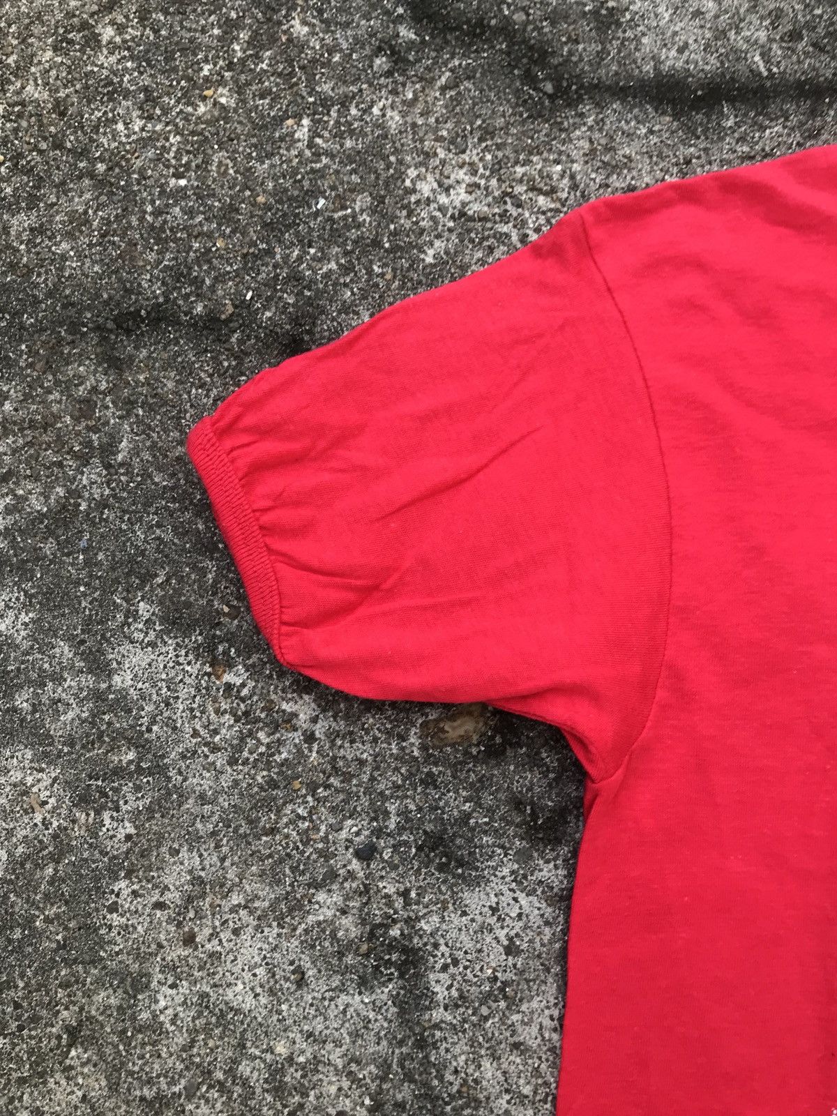 Vintage VINTAGE IRON ON ROACH 1976 RINGER TEE Size US M / EU 48-50 / 2 - 4 Thumbnail