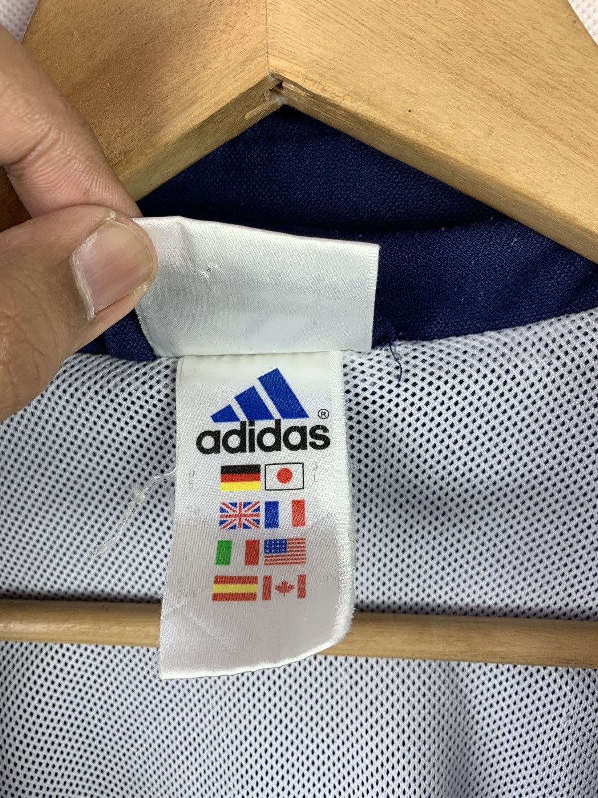 Adidas Vintage Adidas Sweden Track Jacket Size US L / EU 52-54 / 3 - 15 Thumbnail