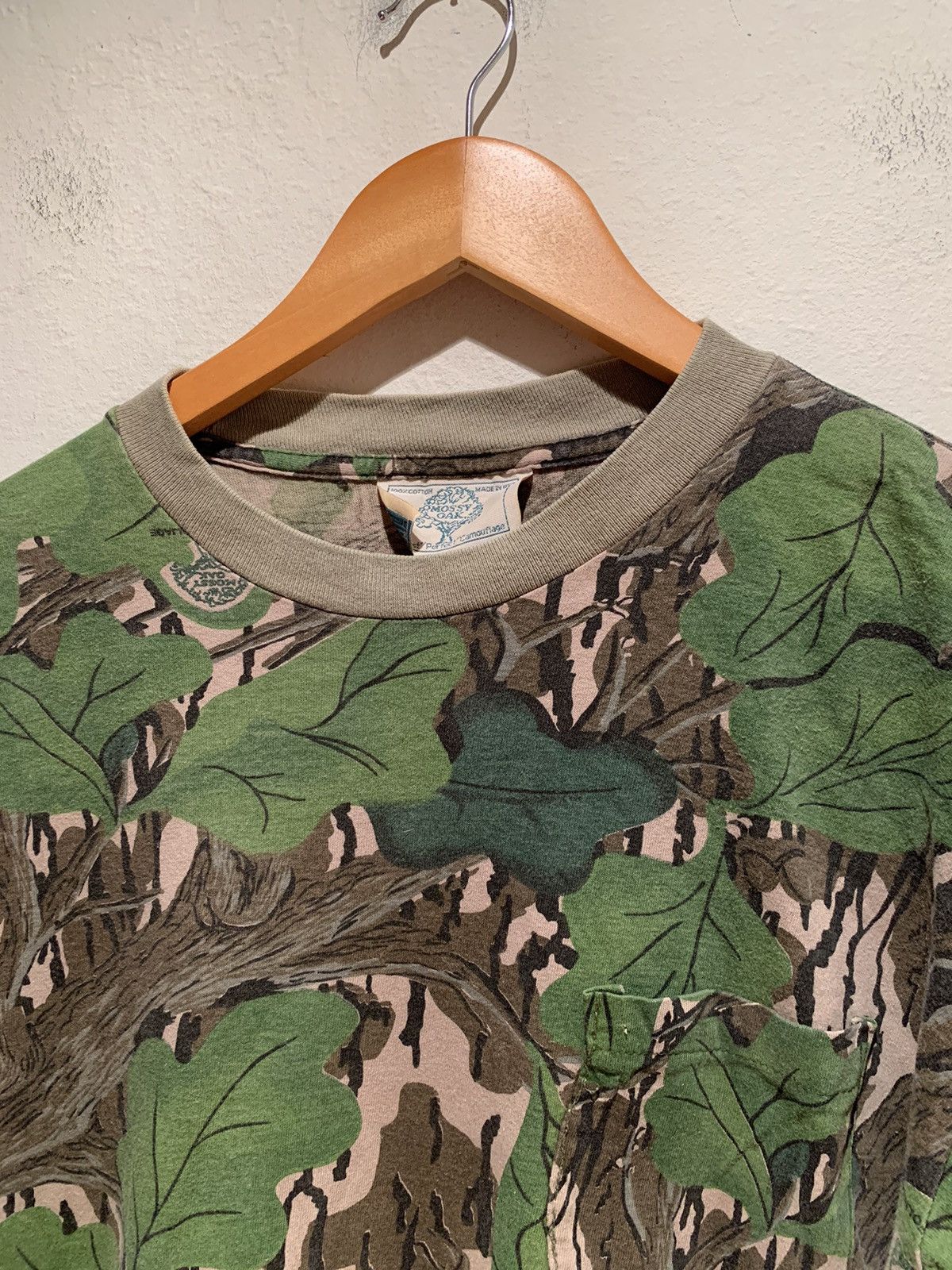 Mossy Oaks × Vintage *RARE* Vintage Mossy Oak Leaf Camo Single Stitch LS Shirt L Size US L / EU 52-54 / 3 - 5 Thumbnail
