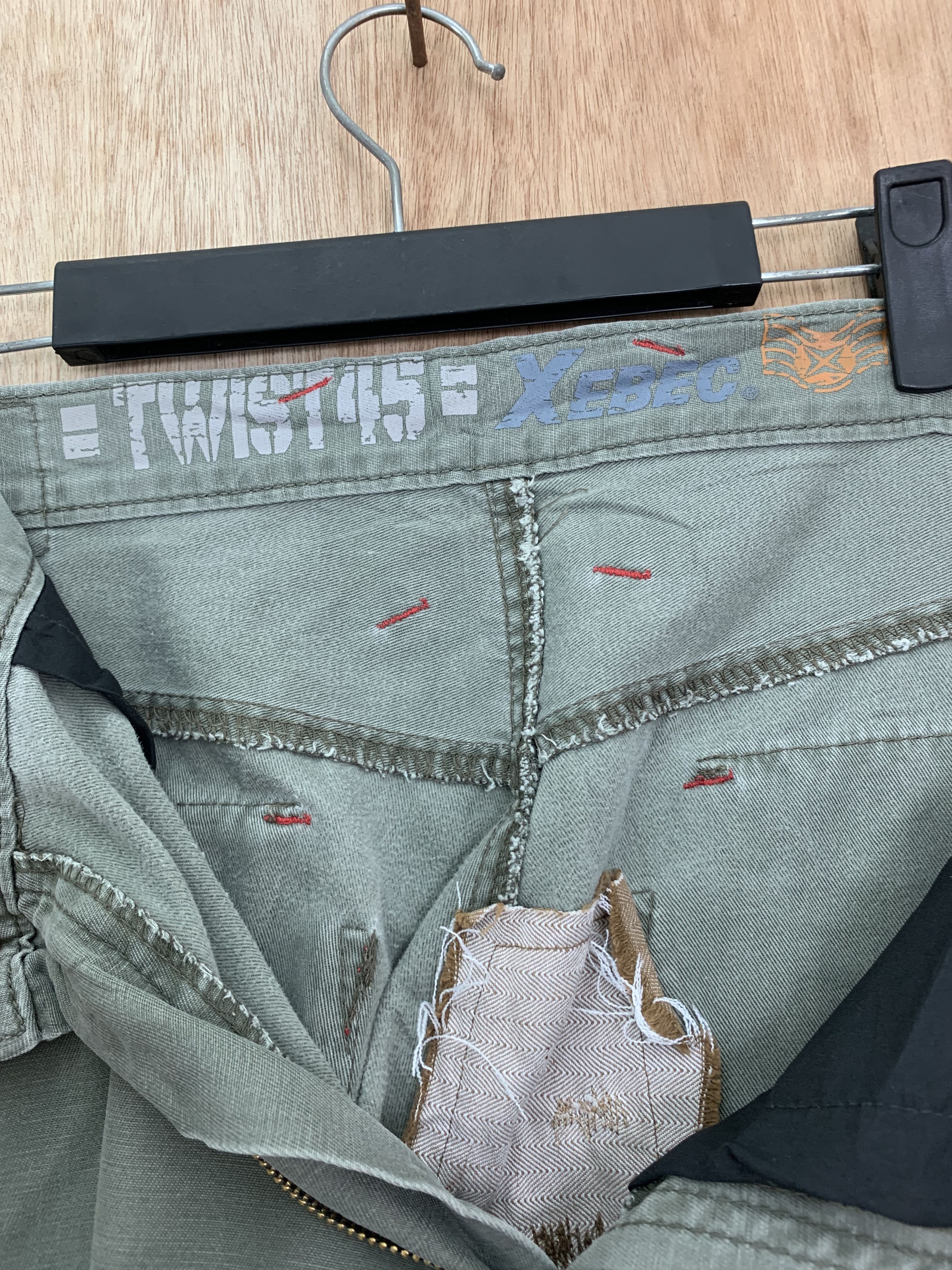 Japanese Brand Cargo Pants Xebec Twist Multipocket Painted Distressed Size US 32 / EU 48 - 11 Thumbnail