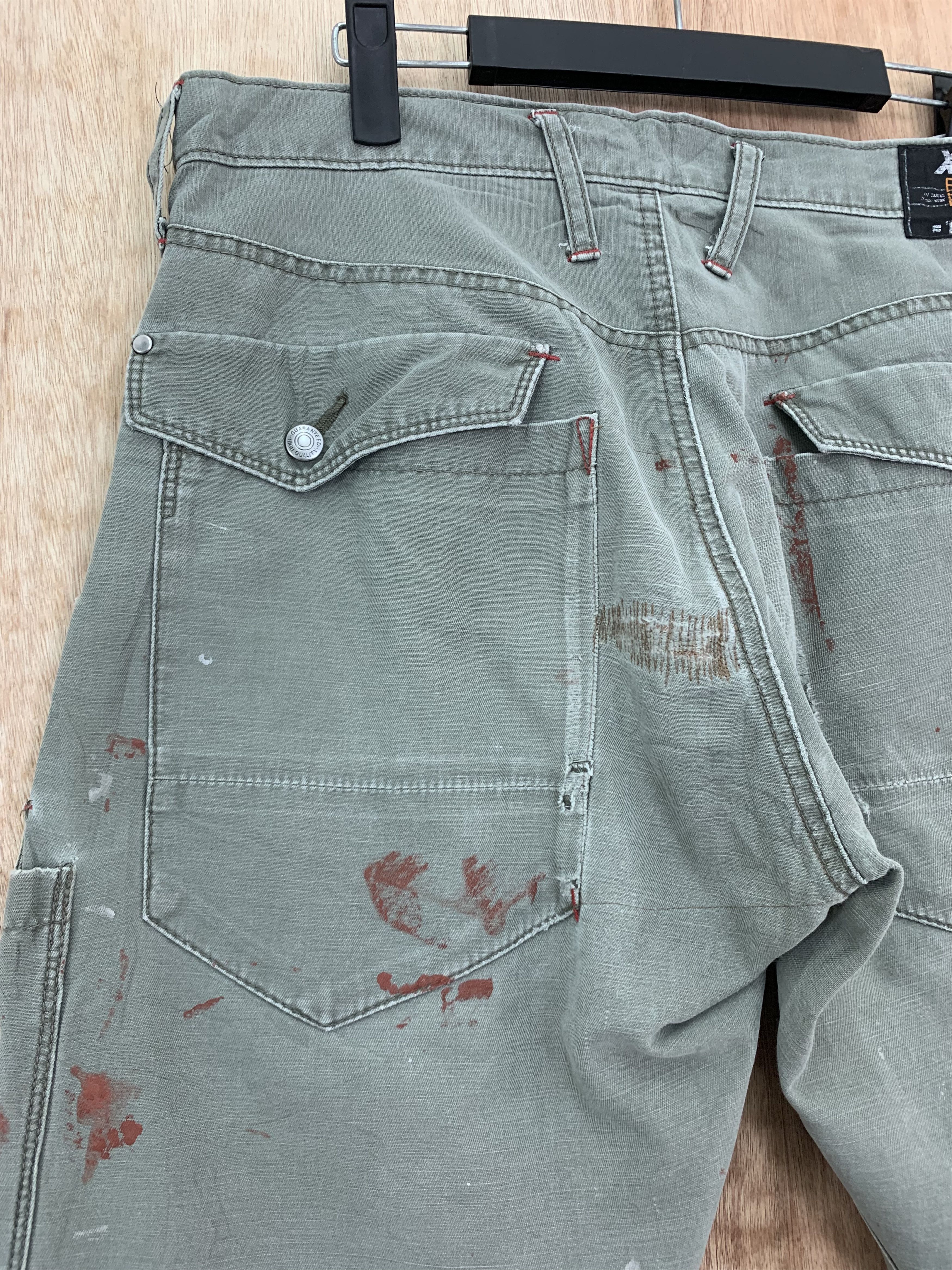 Japanese Brand Cargo Pants Xebec Twist Multipocket Painted Distressed Size US 32 / EU 48 - 16 Thumbnail