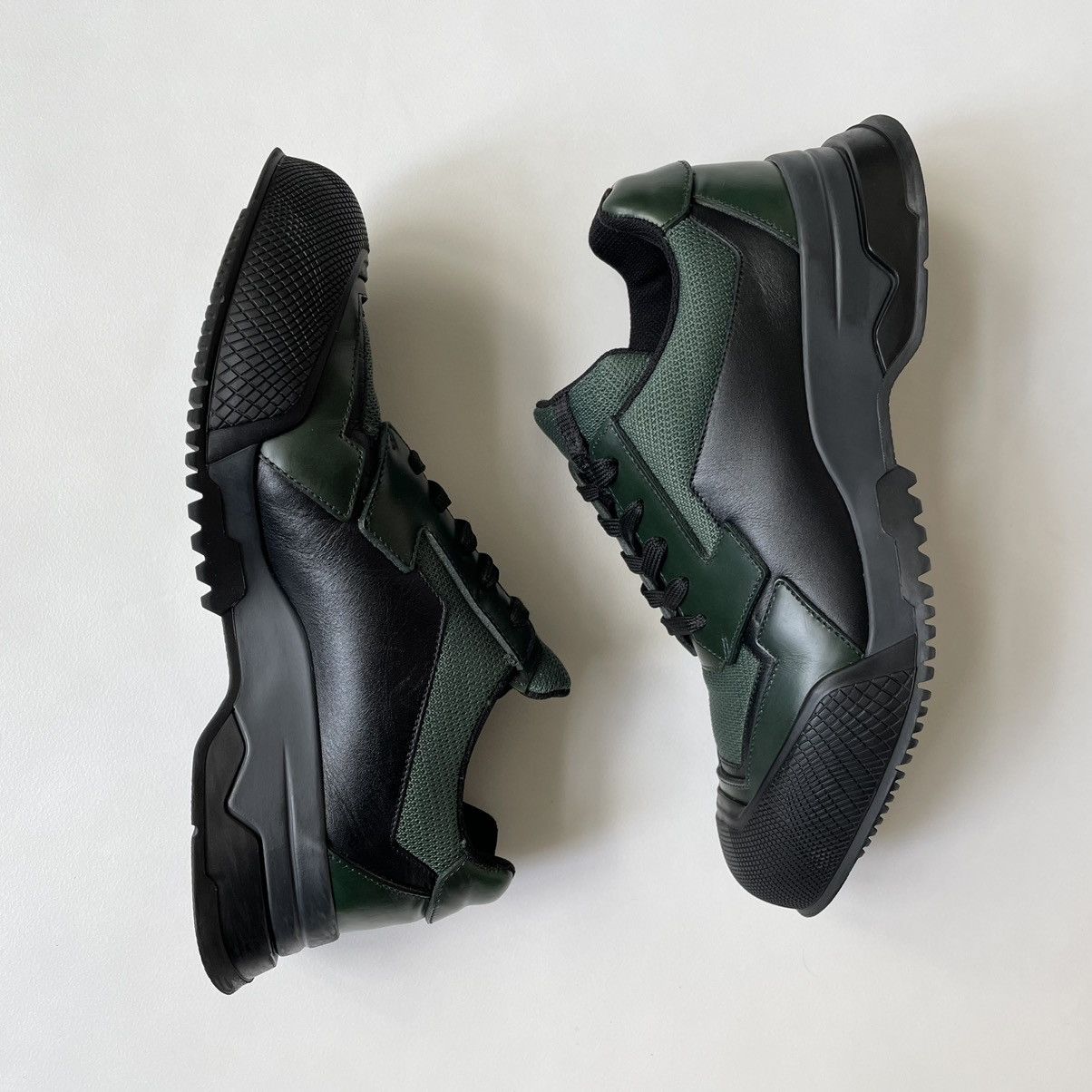 Prada A/W 15 Contrast Dipped Front Sneakers Size US 8 / EU 41 - 10 Thumbnail
