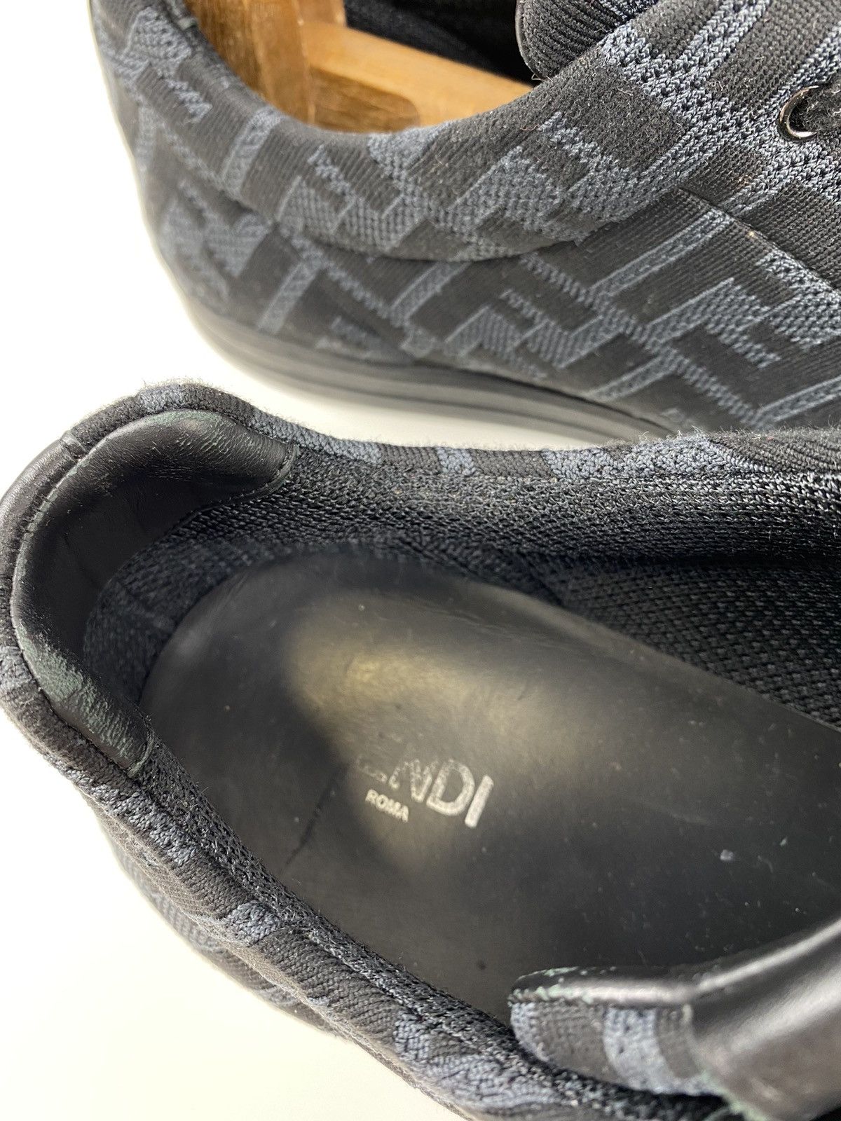 Fendi fendi monogram sneakers Size US 10.5 / EU 43-44 - 8 Thumbnail
