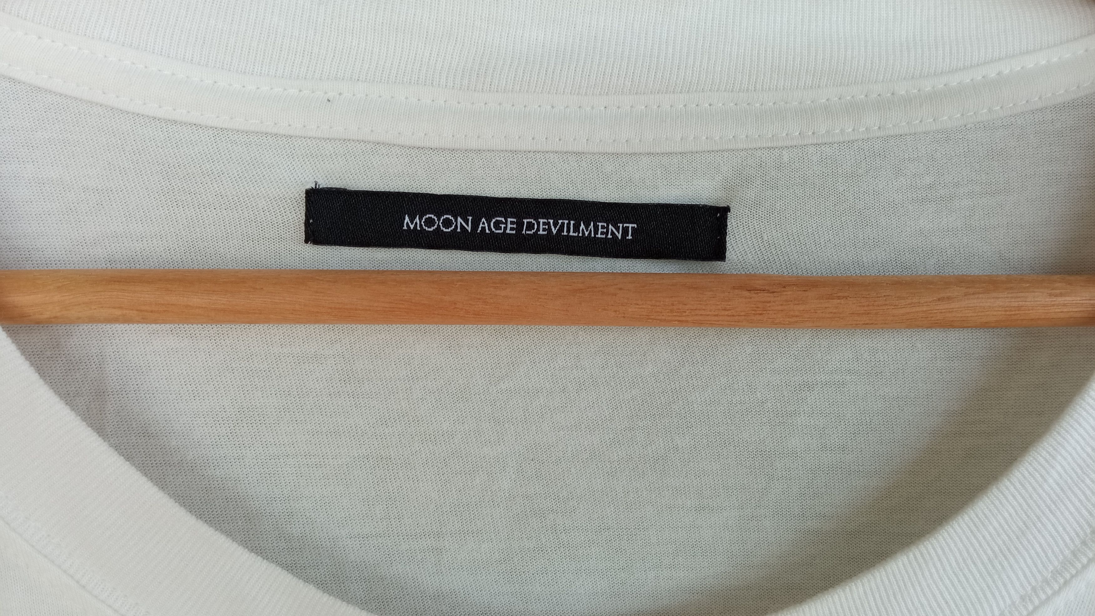 Japanese Brand × Vintage 🔥🔥MAD Moon Age Devilment Animal Printed T-Shirt Size US M / EU 48-50 / 2 - 10 Thumbnail