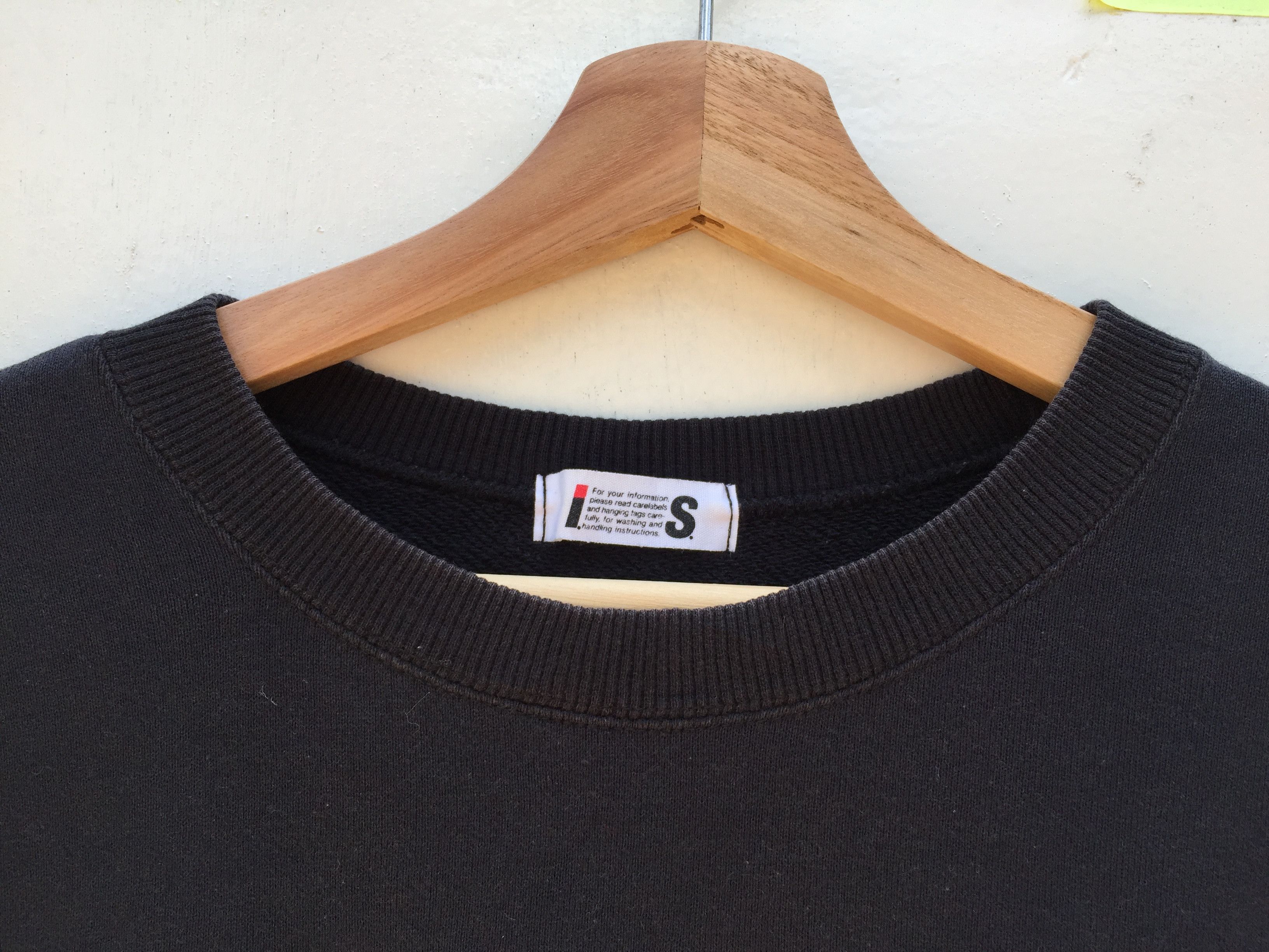 Issey Miyake Vtg 80s Issey Miyake Chisato Tsumori IS Logo Sweatshirt Size US M / EU 48-50 / 2 - 8 Thumbnail
